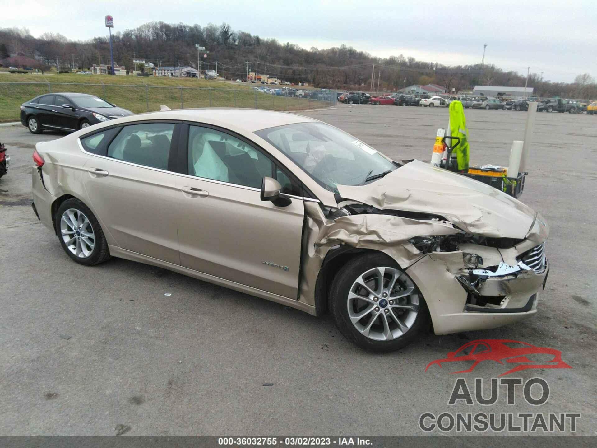 FORD FUSION HYBRID 2019 - 3FA6P0LU6KR196815