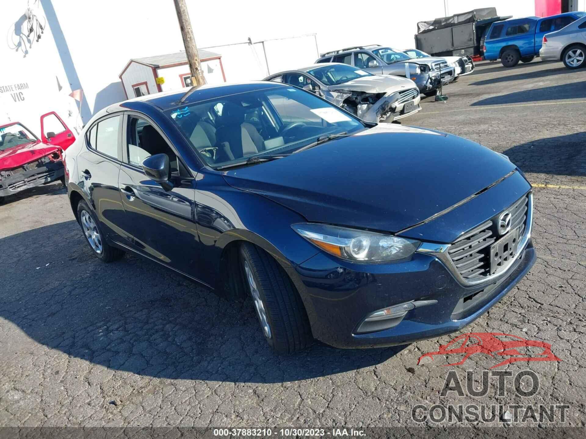 MAZDA MAZDA3 2018 - 3MZBN1U72JM215320