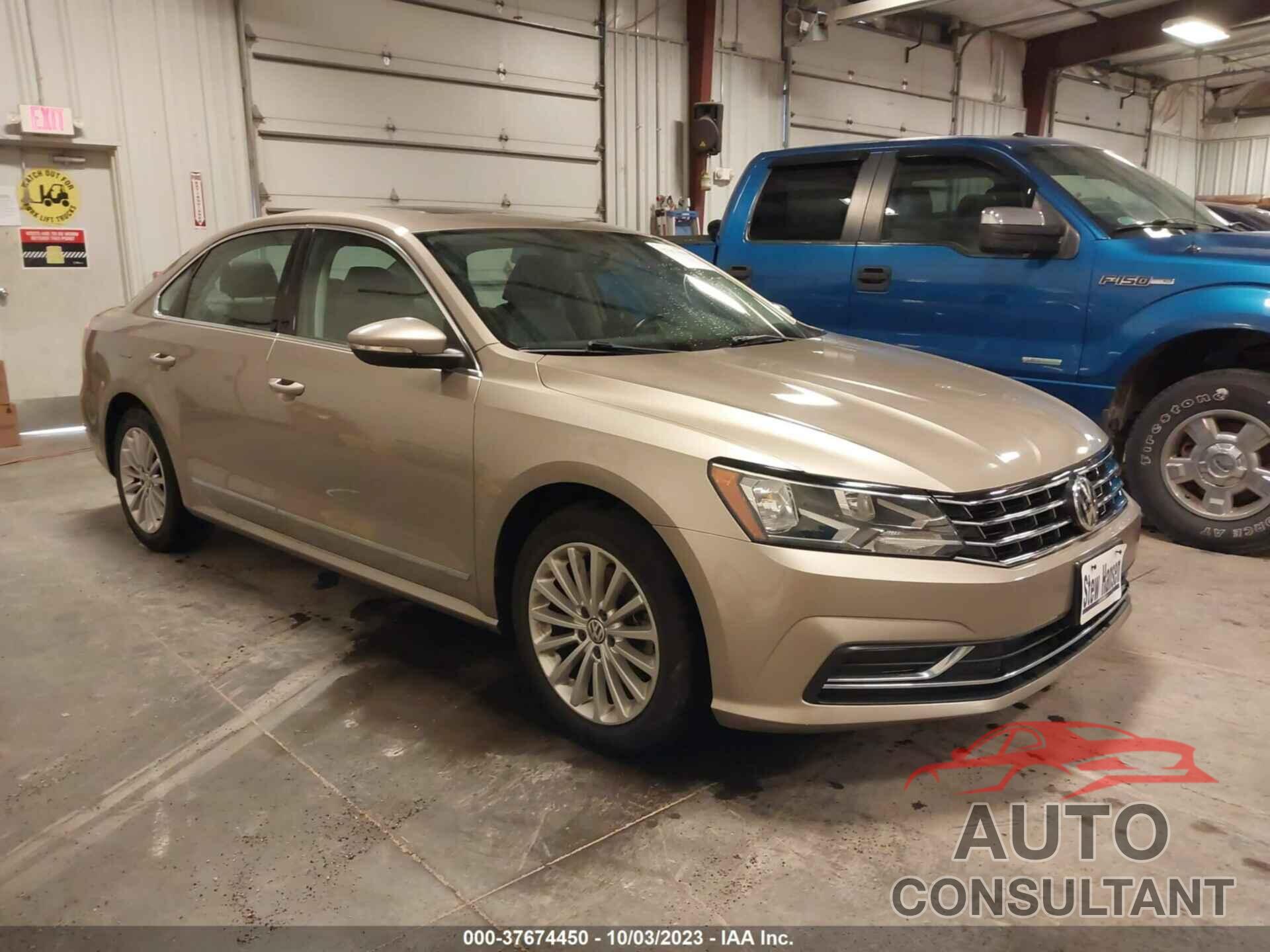 VOLKSWAGEN PASSAT 2016 - 1VWBS7A35GC014776
