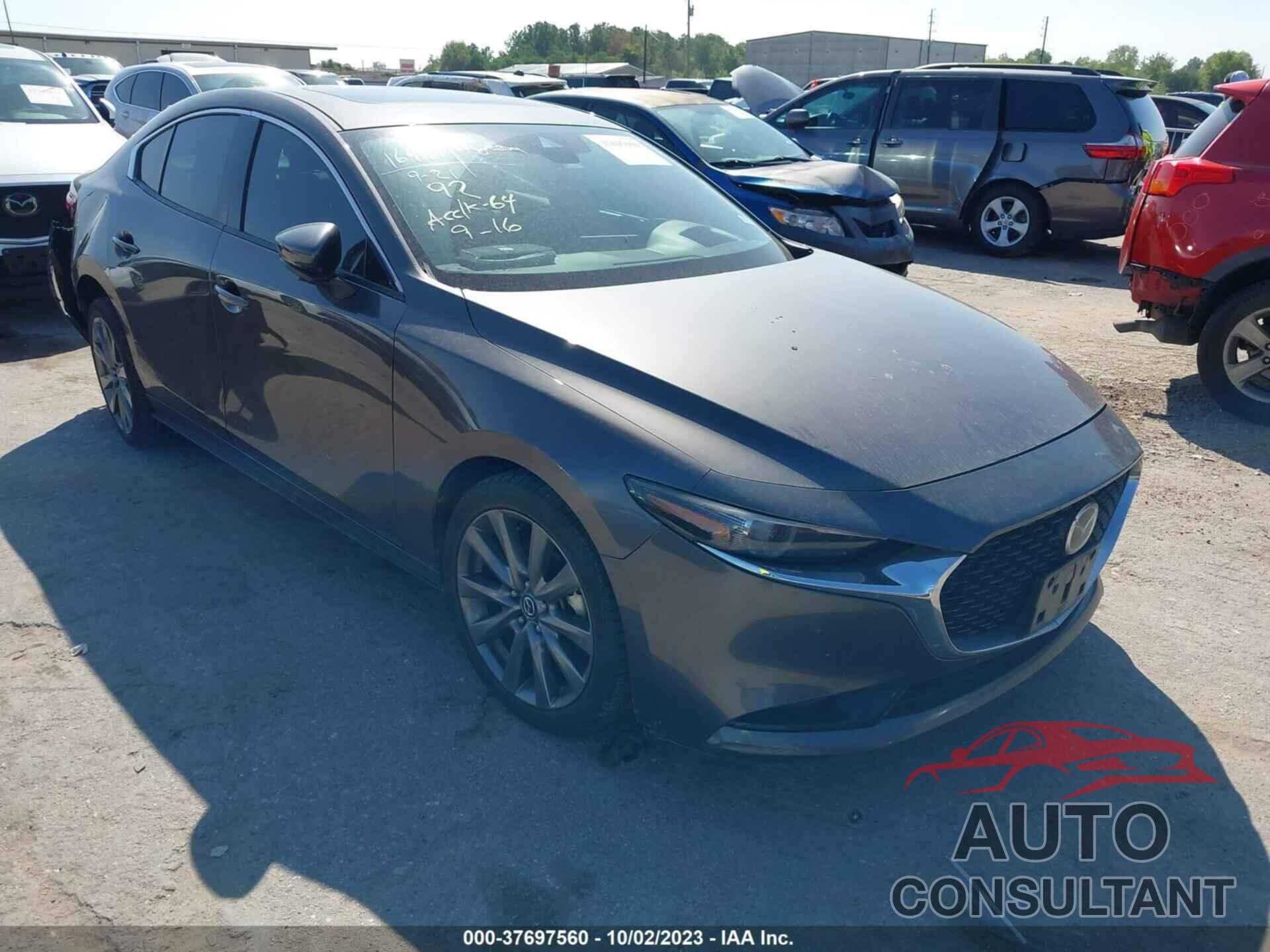 MAZDA MAZDA3 2019 - 3MZBPAEM5KM100100