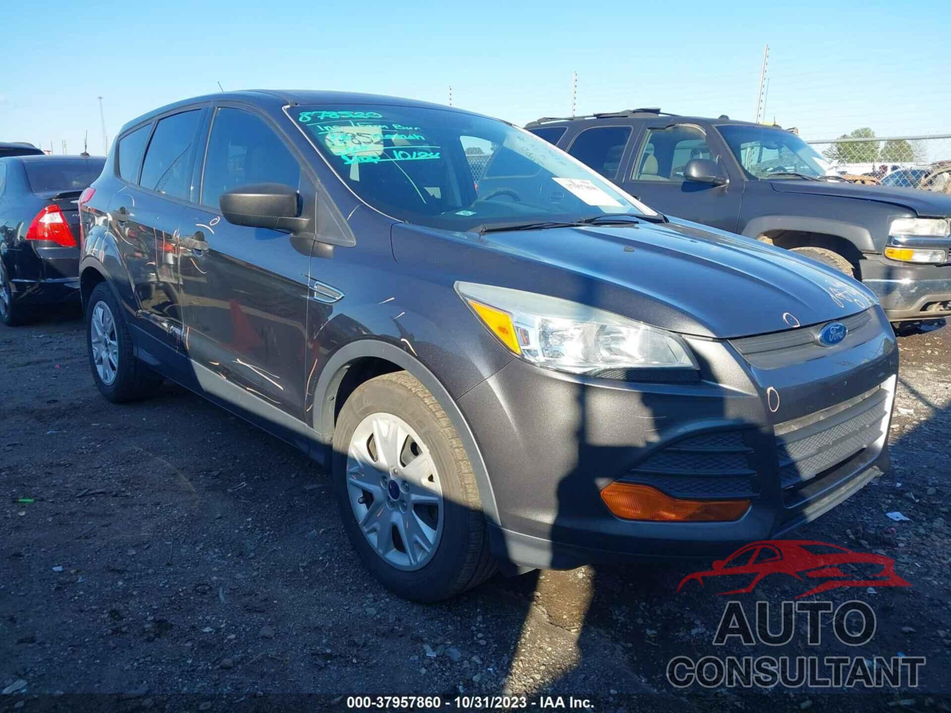 FORD ESCAPE 2015 - 1FMCU0F75FUC02285