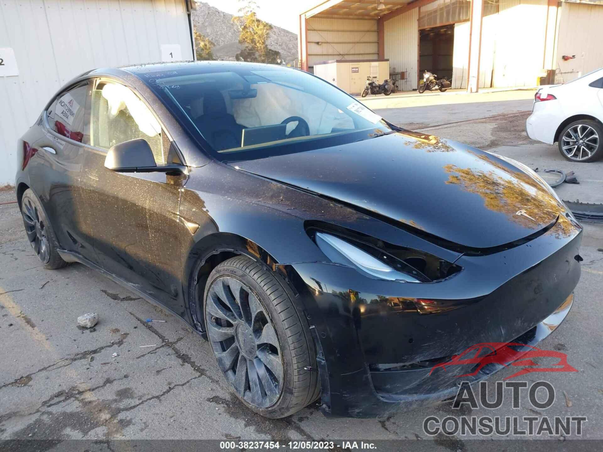 TESLA MODEL Y 2021 - 5YJYGDEF3MF246230