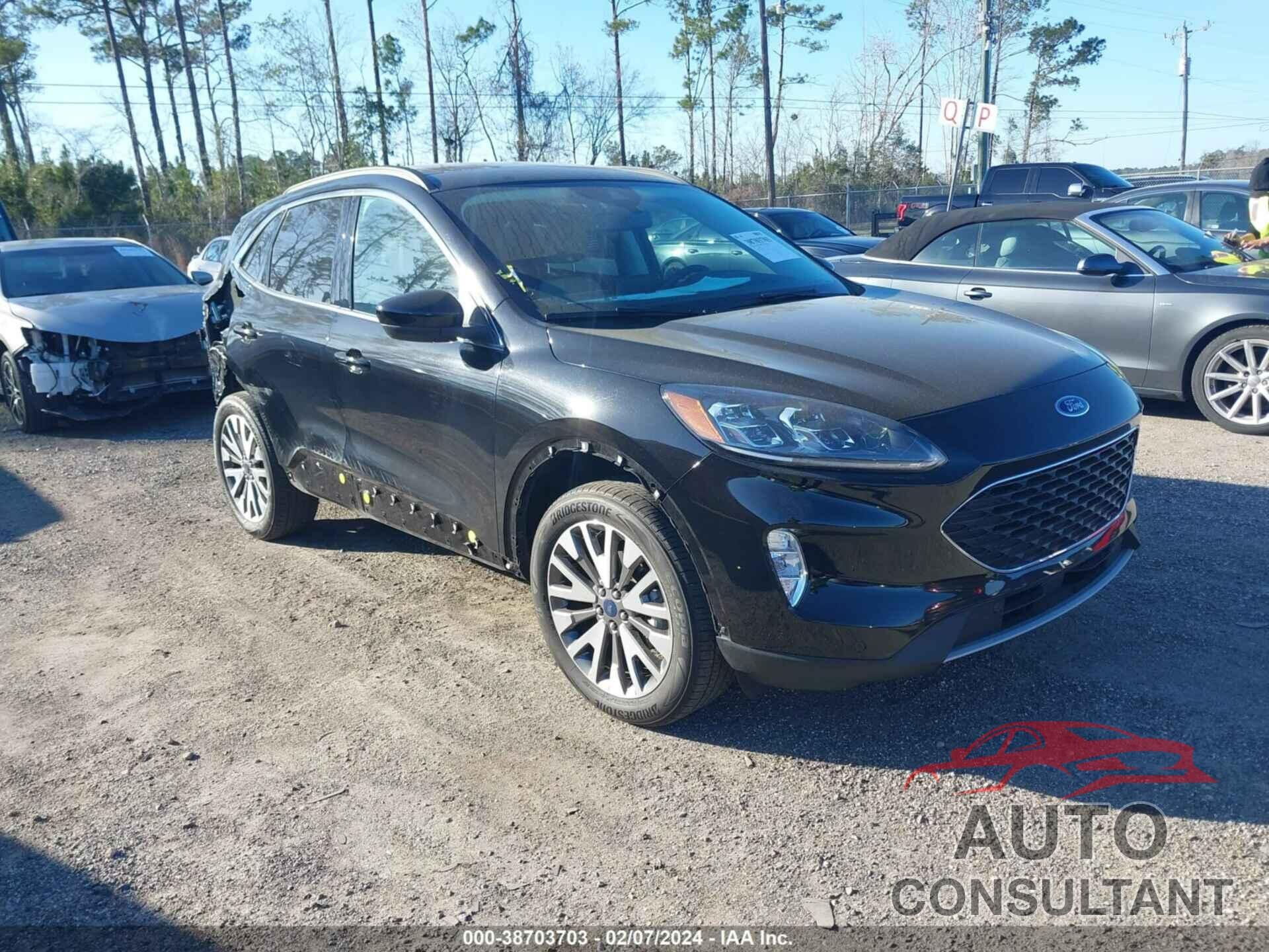 FORD ESCAPE 2022 - 1FMCU9DZ7NUA23785