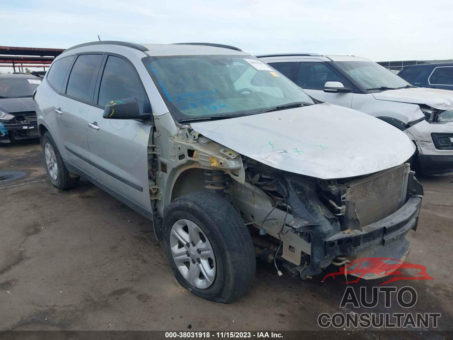 CHEVROLET TRAVERSE 2017 - 1GNKRFED3HJ329642