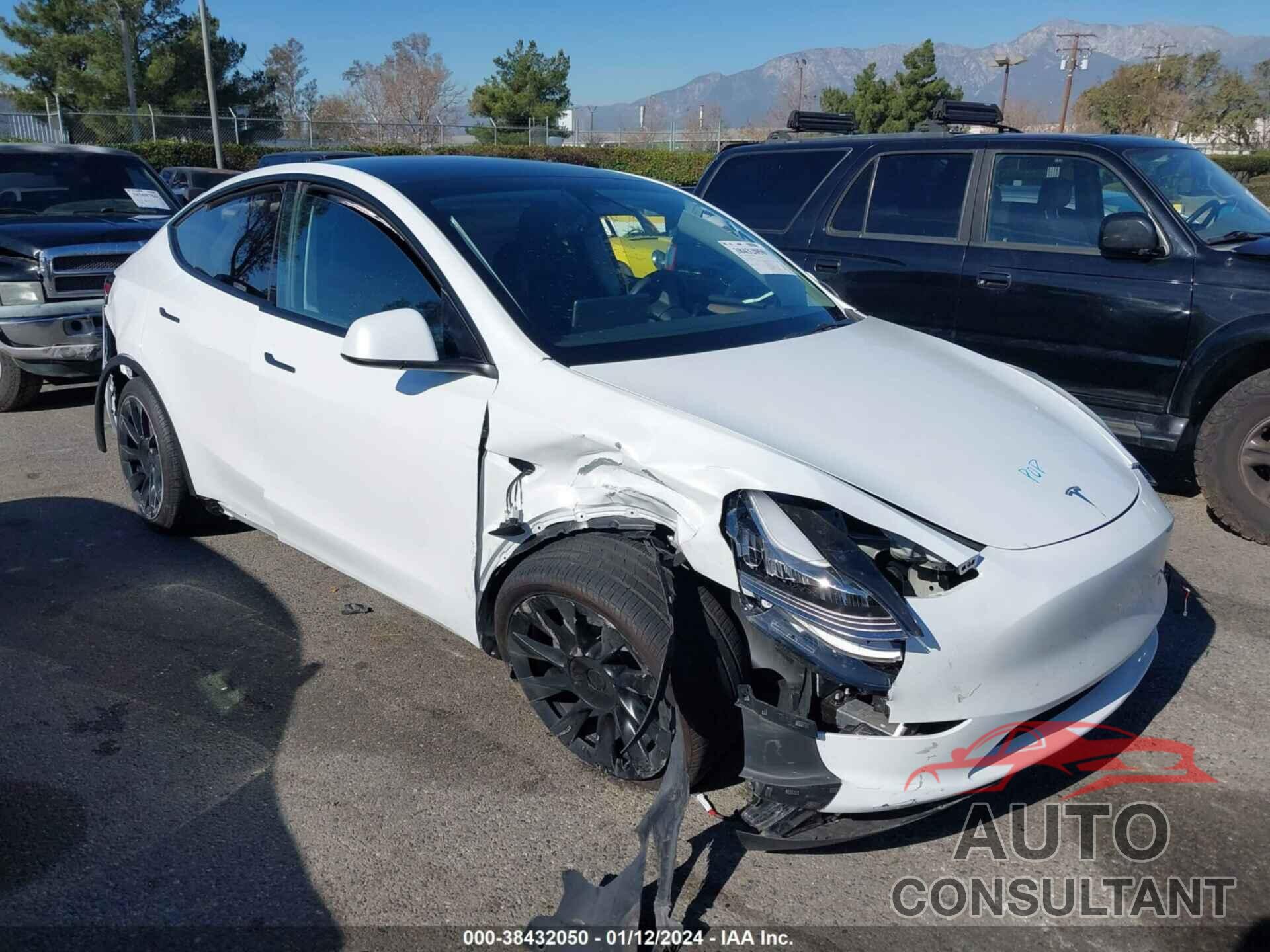 TESLA MODEL Y 2023 - 7SAYGDEE3PA080206