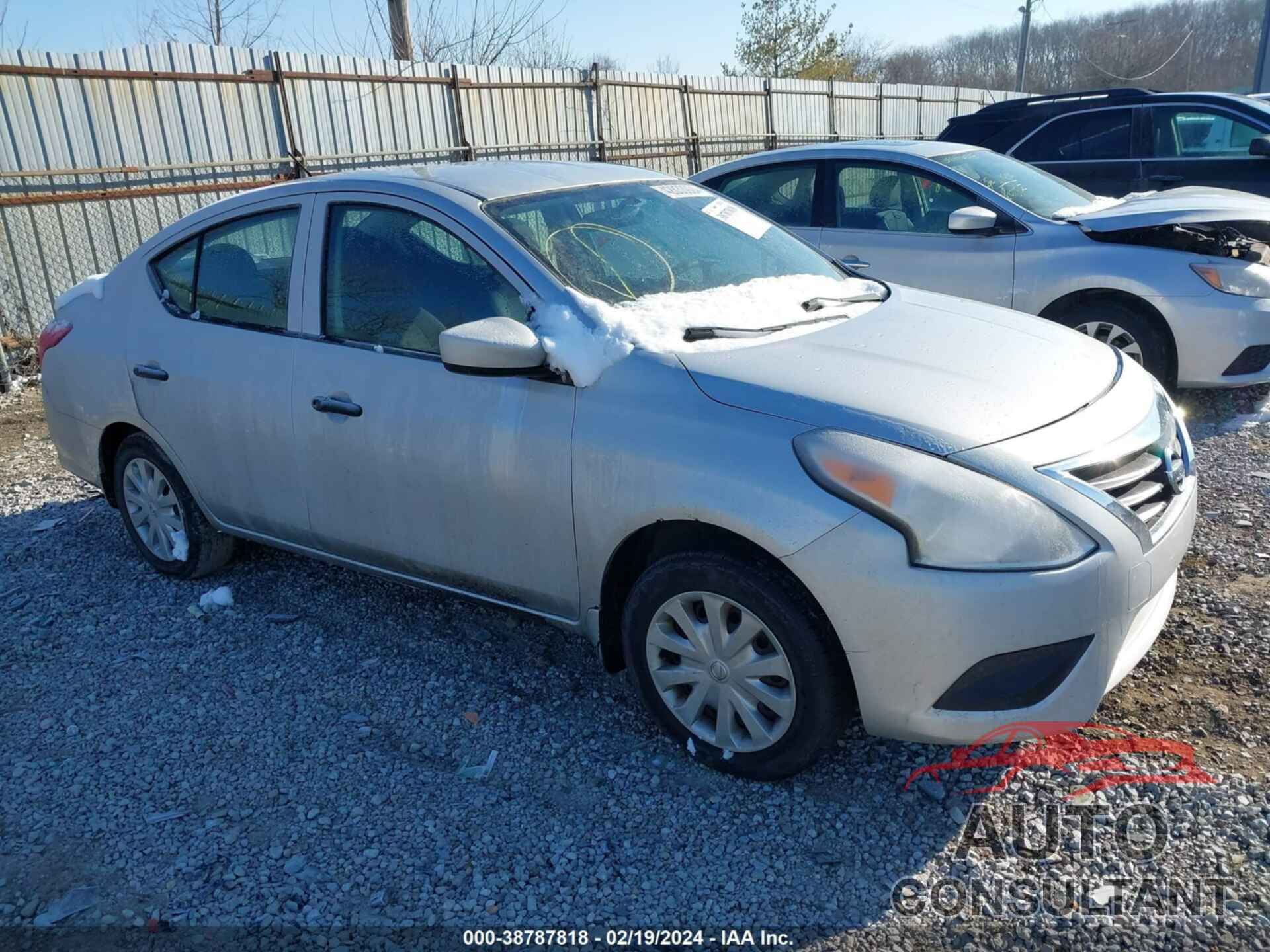 NISSAN VERSA 2017 - 3N1CN7AP3HL844067