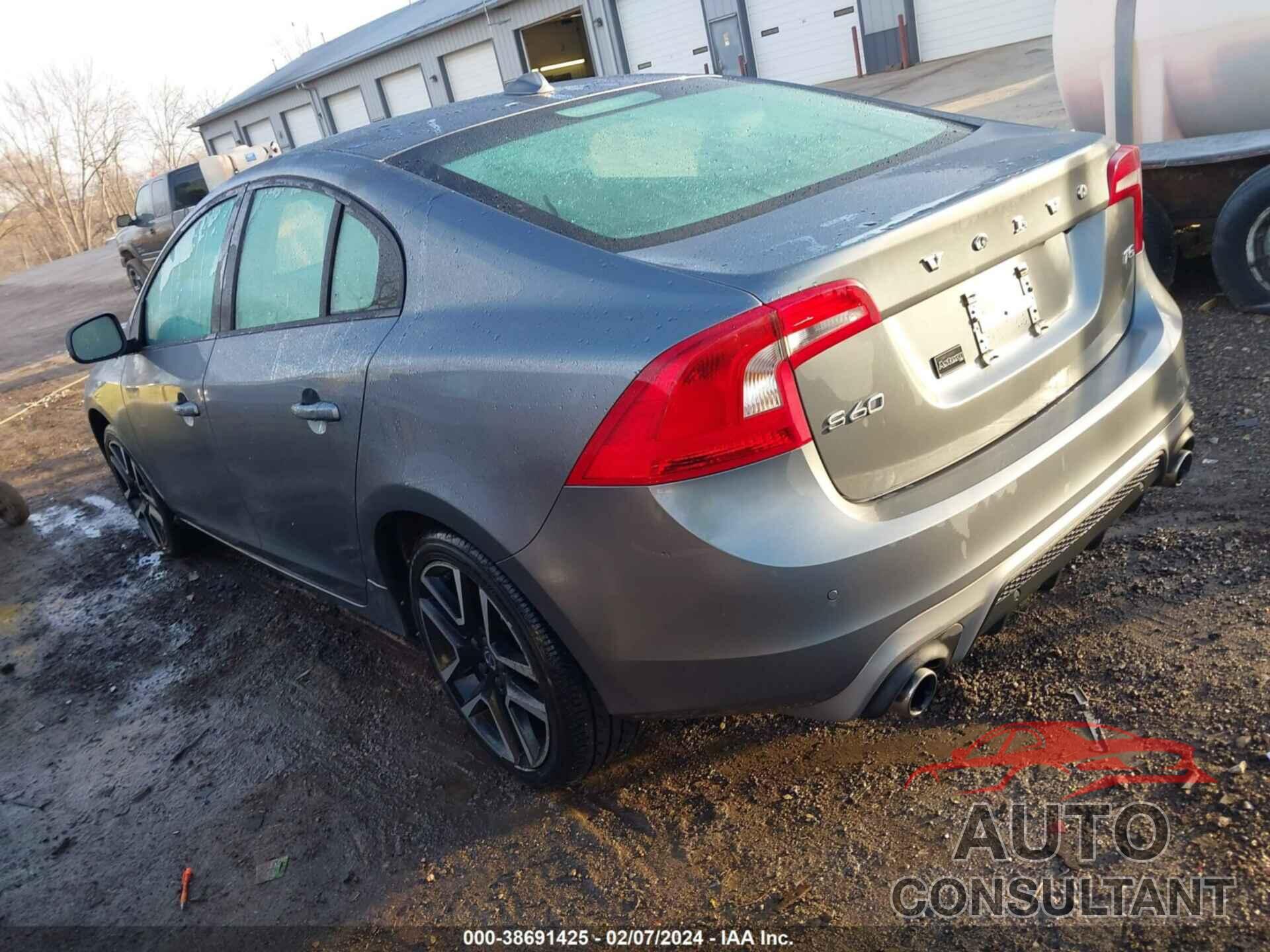 VOLVO S60 2017 - YV126MFLXH2437742