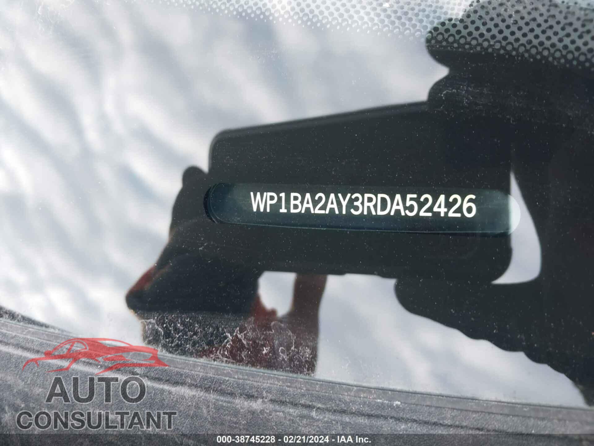 PORSCHE CAYENNE 2024 - WP1BA2AY3RDA52426