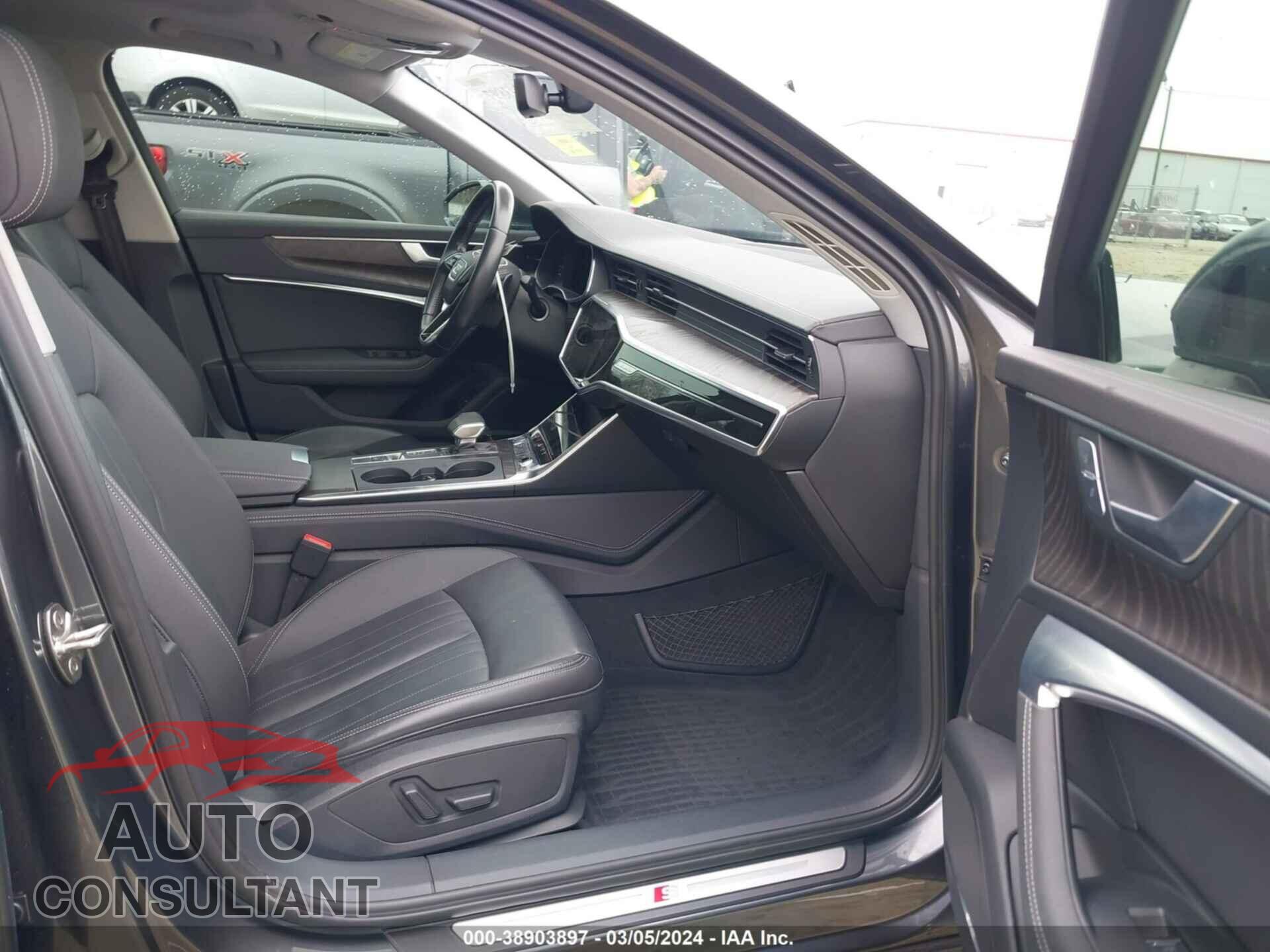 AUDI A6 2019 - WAUL2AF21KN022906