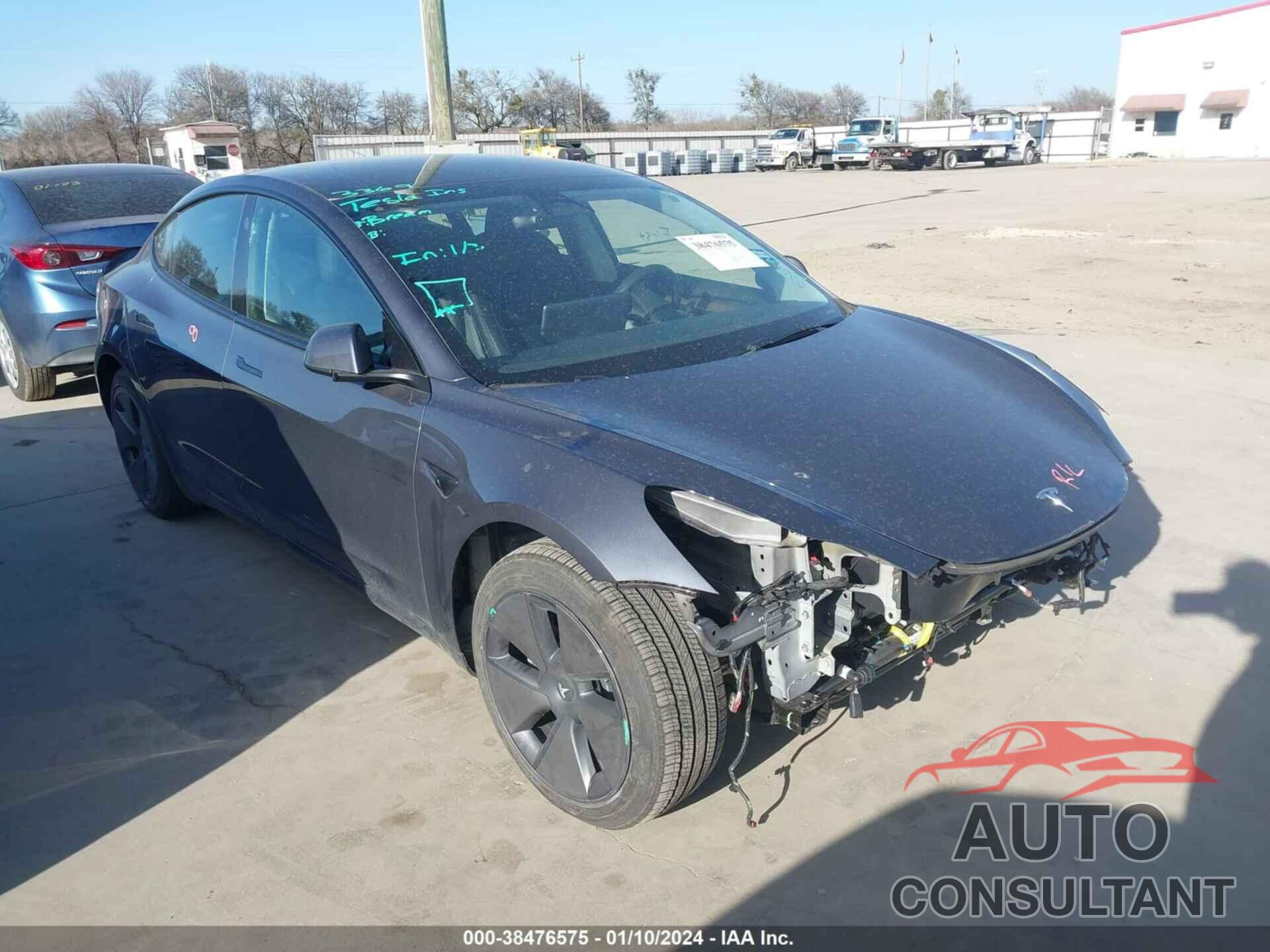 TESLA MODEL 3 2023 - 5YJ3E1EA8PF546613