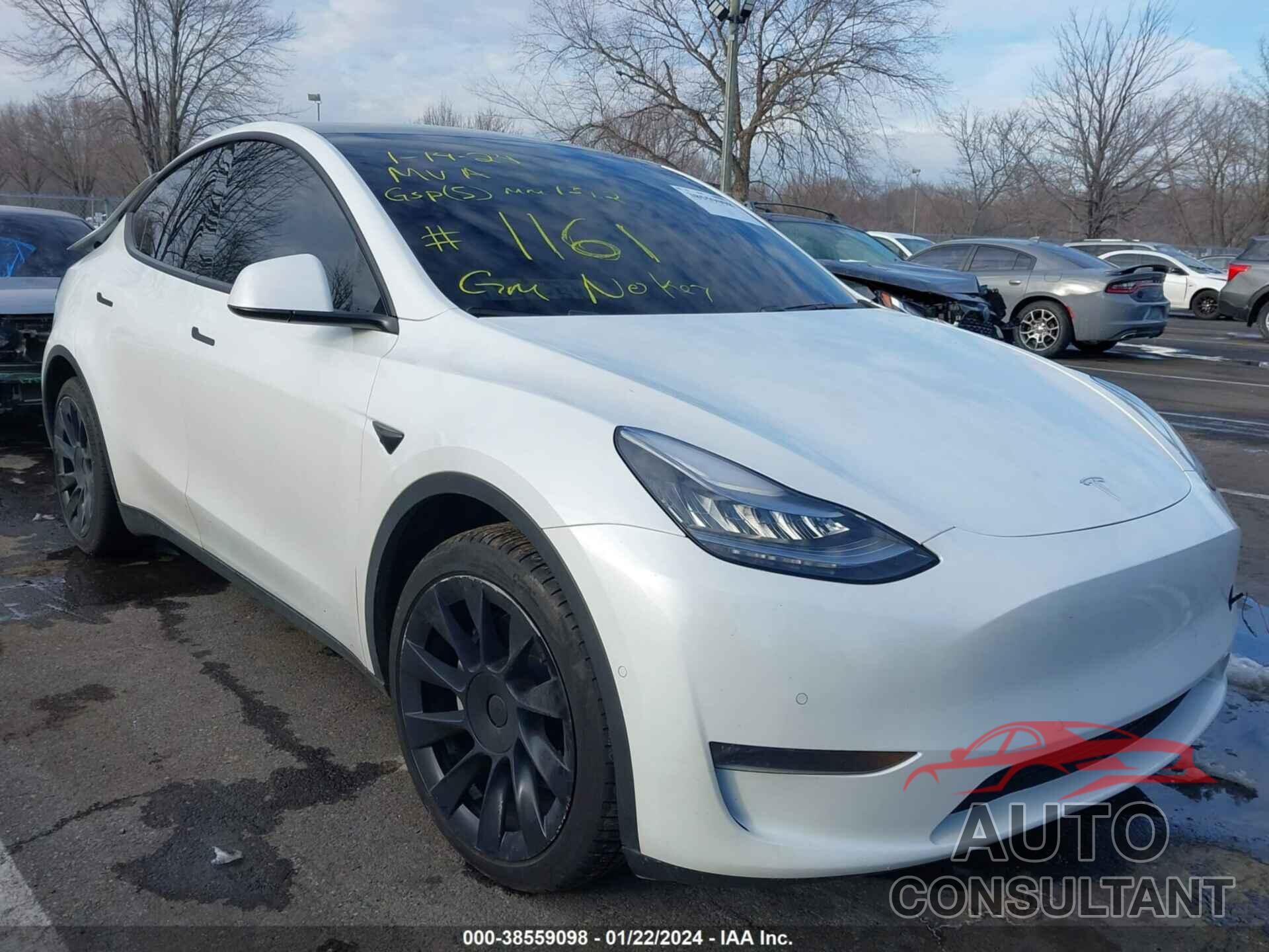 TESLA MODEL Y 2021 - 5YJYGDEE1MF071161