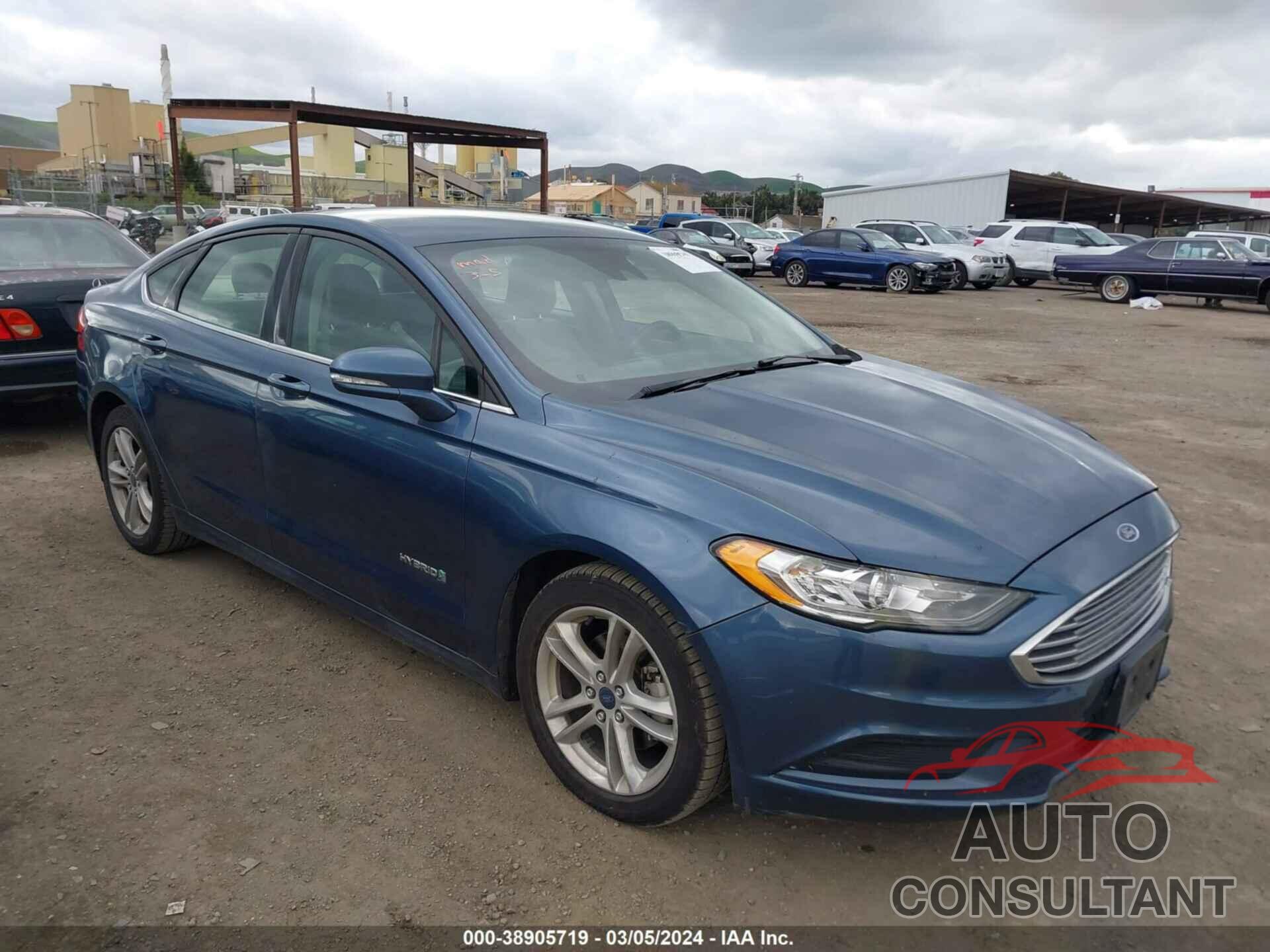 FORD FUSION HYBRID 2018 - 3FA6P0LU8JR152359