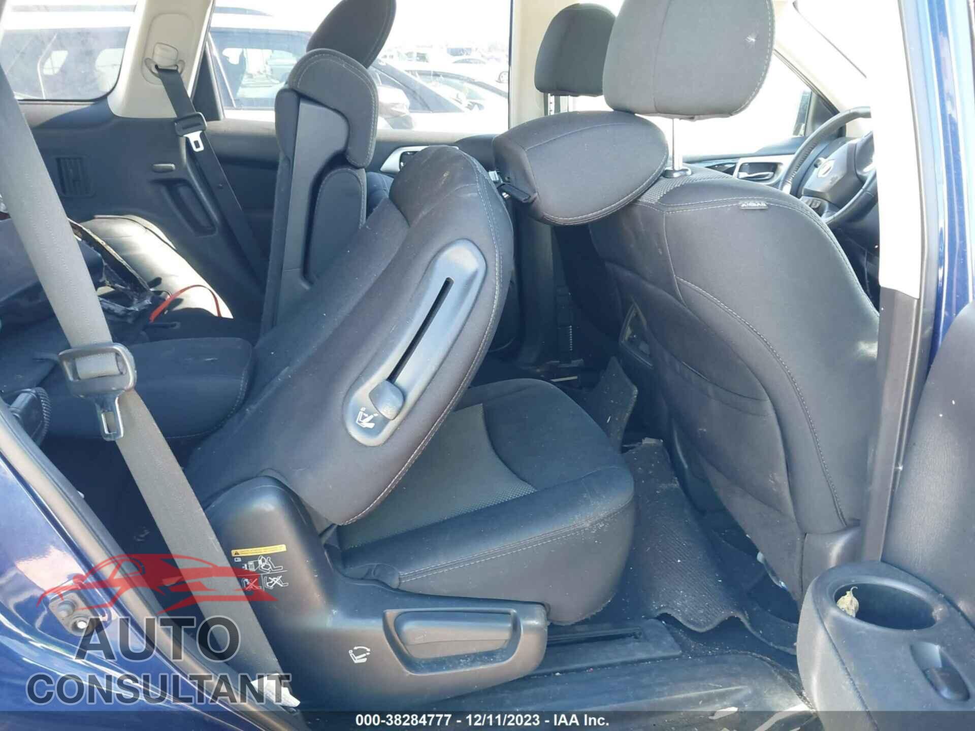NISSAN PATHFINDER 2017 - 5N1DR2MN2HC681468