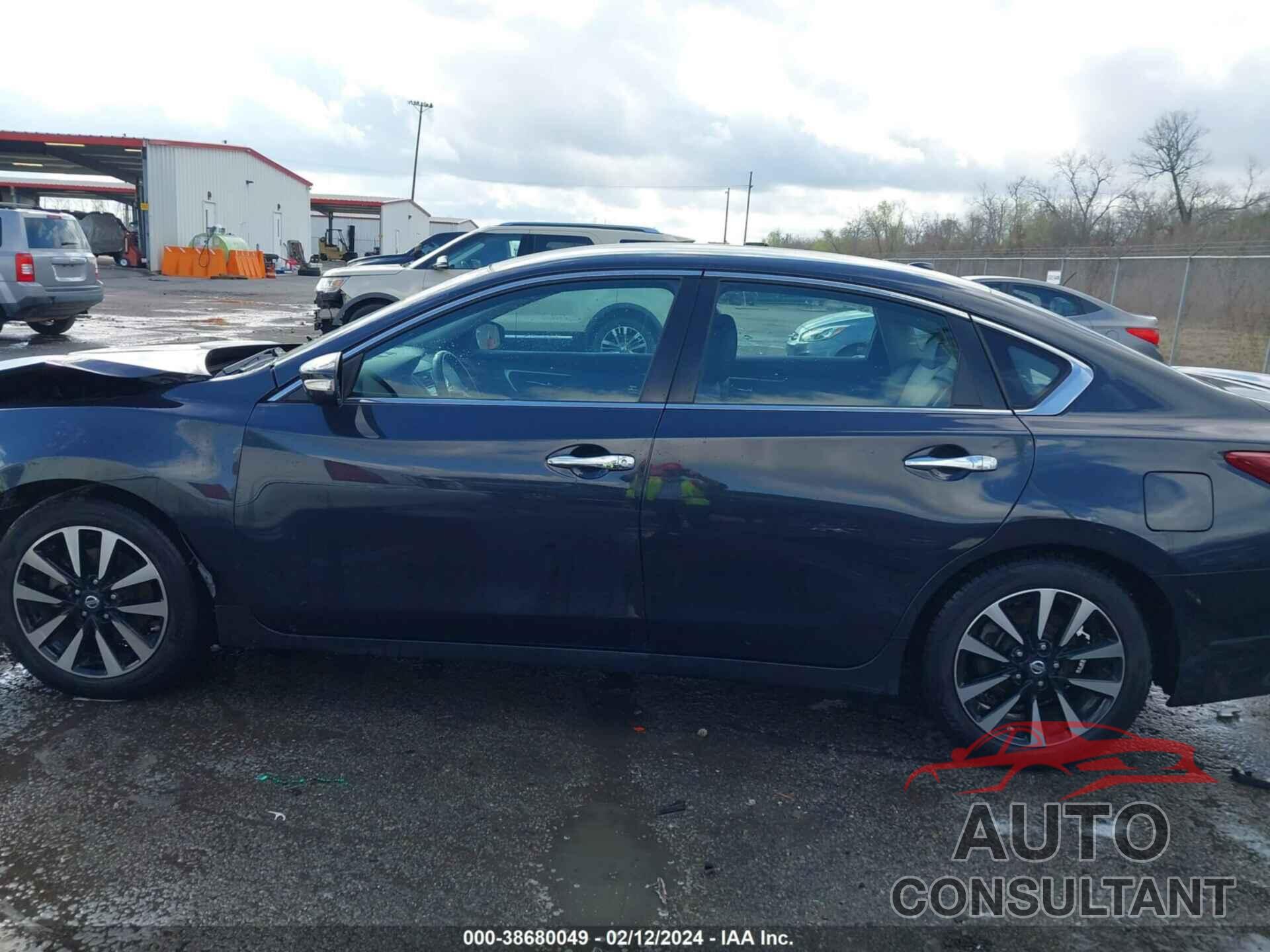 NISSAN ALTIMA 2018 - 1N4AL3AP8JC122457