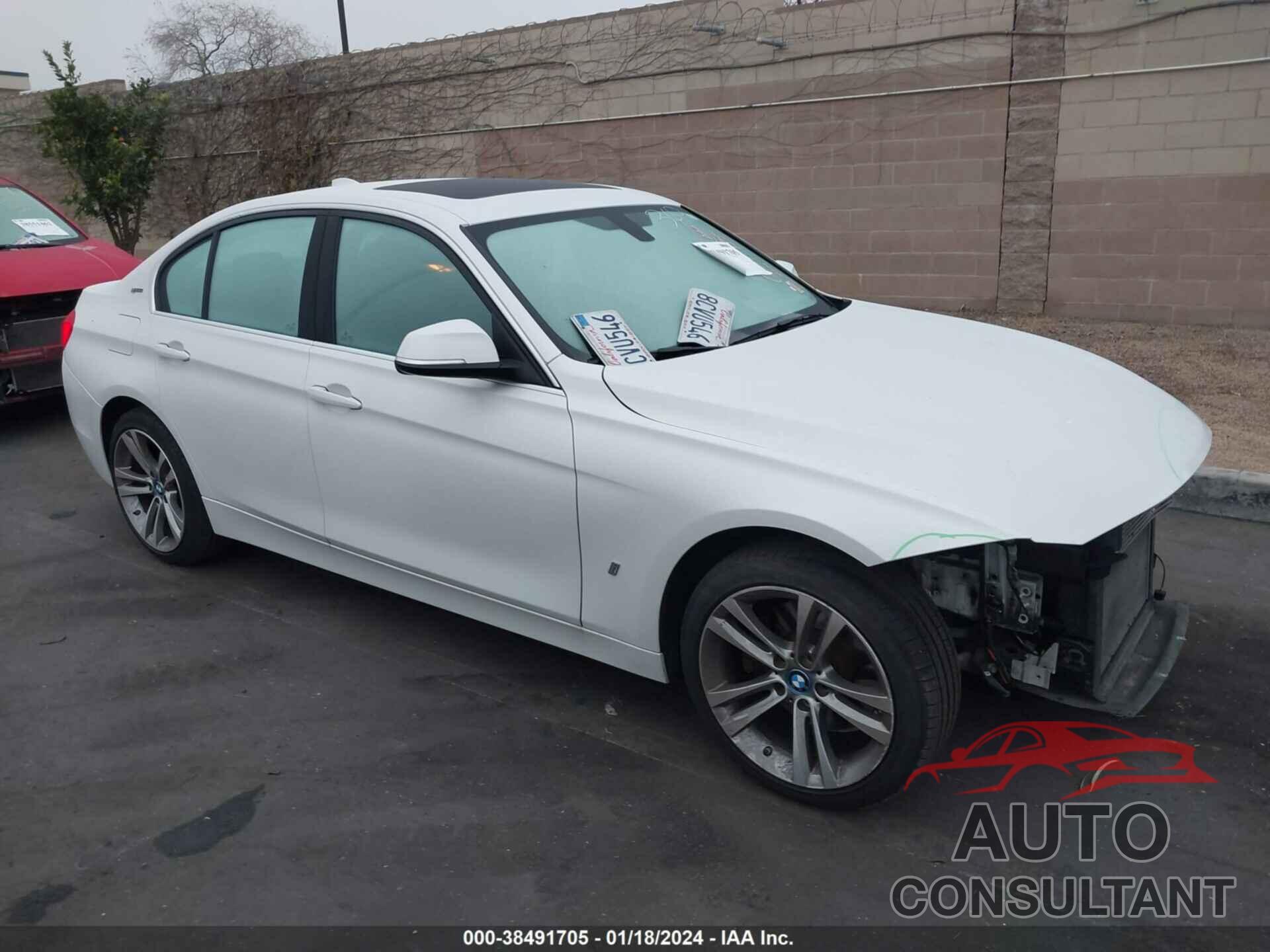 BMW 330E 2018 - WBA8E1C51JA171592