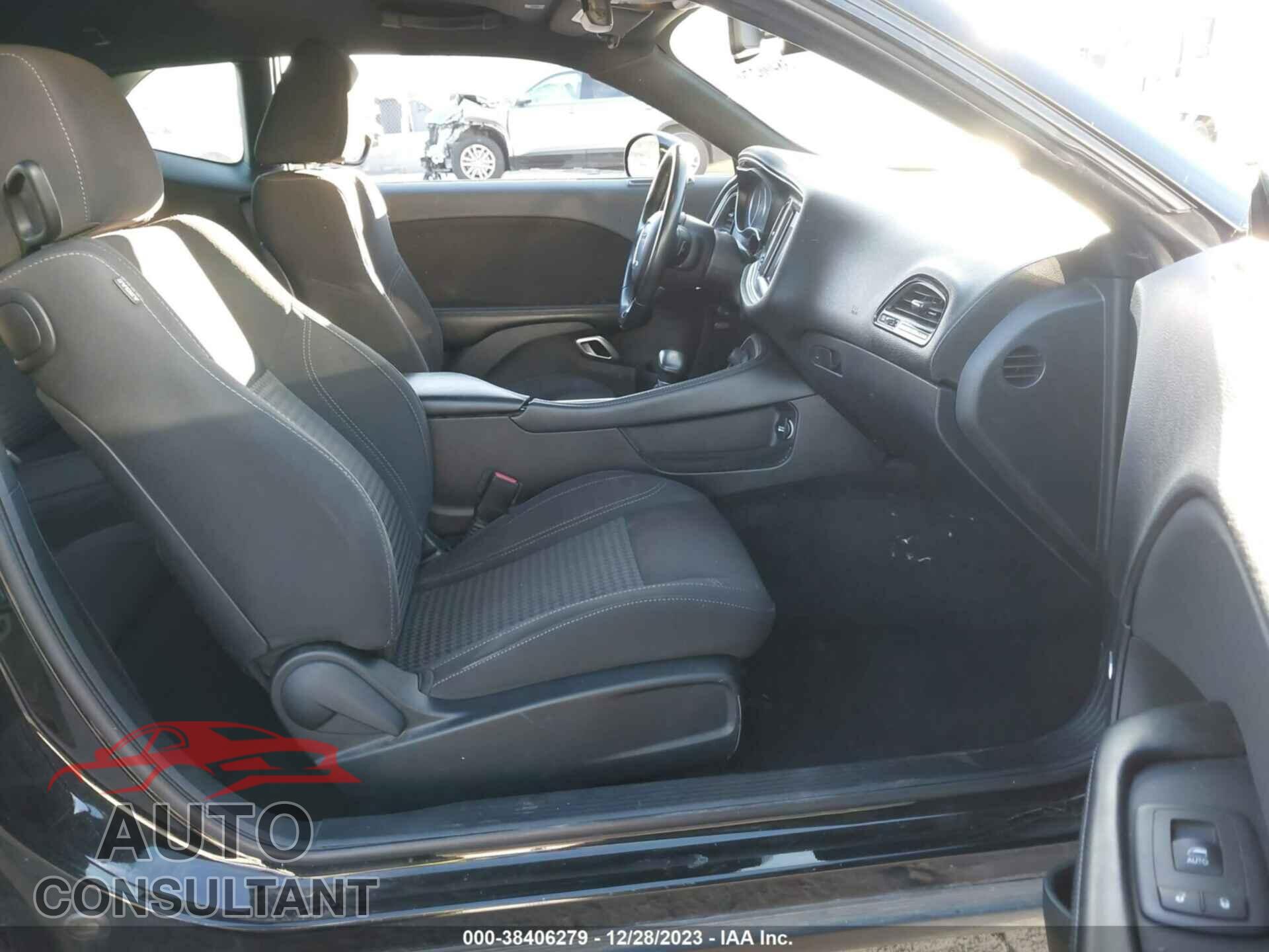 DODGE CHALLENGER 2018 - 2C3CDZAG6JH111915
