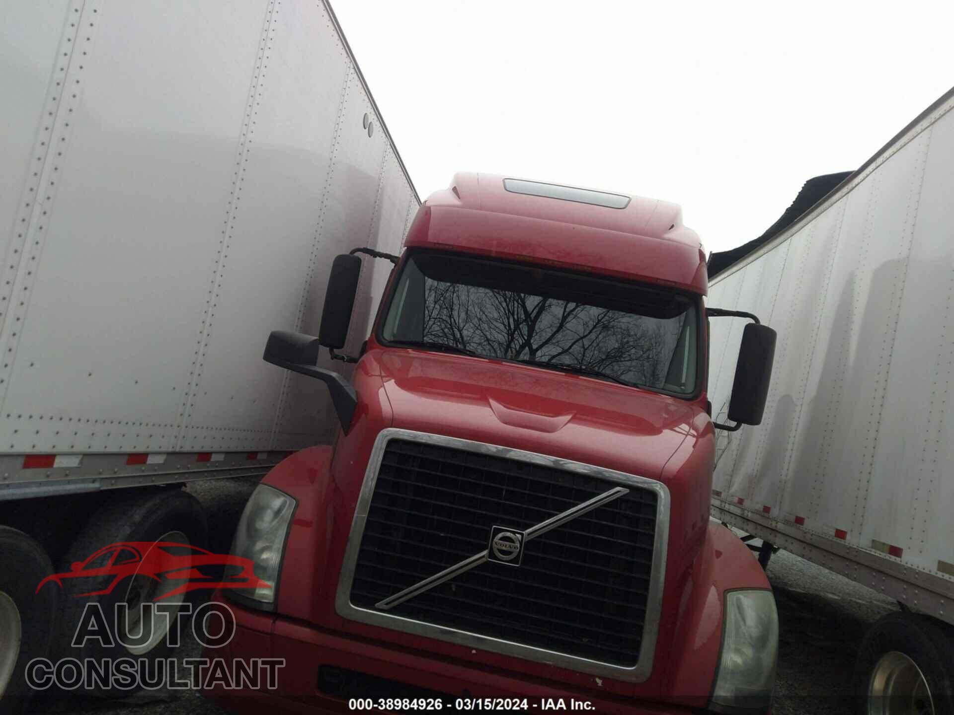VOLVO VN 2016 - 4V4NC9EH2GN948126