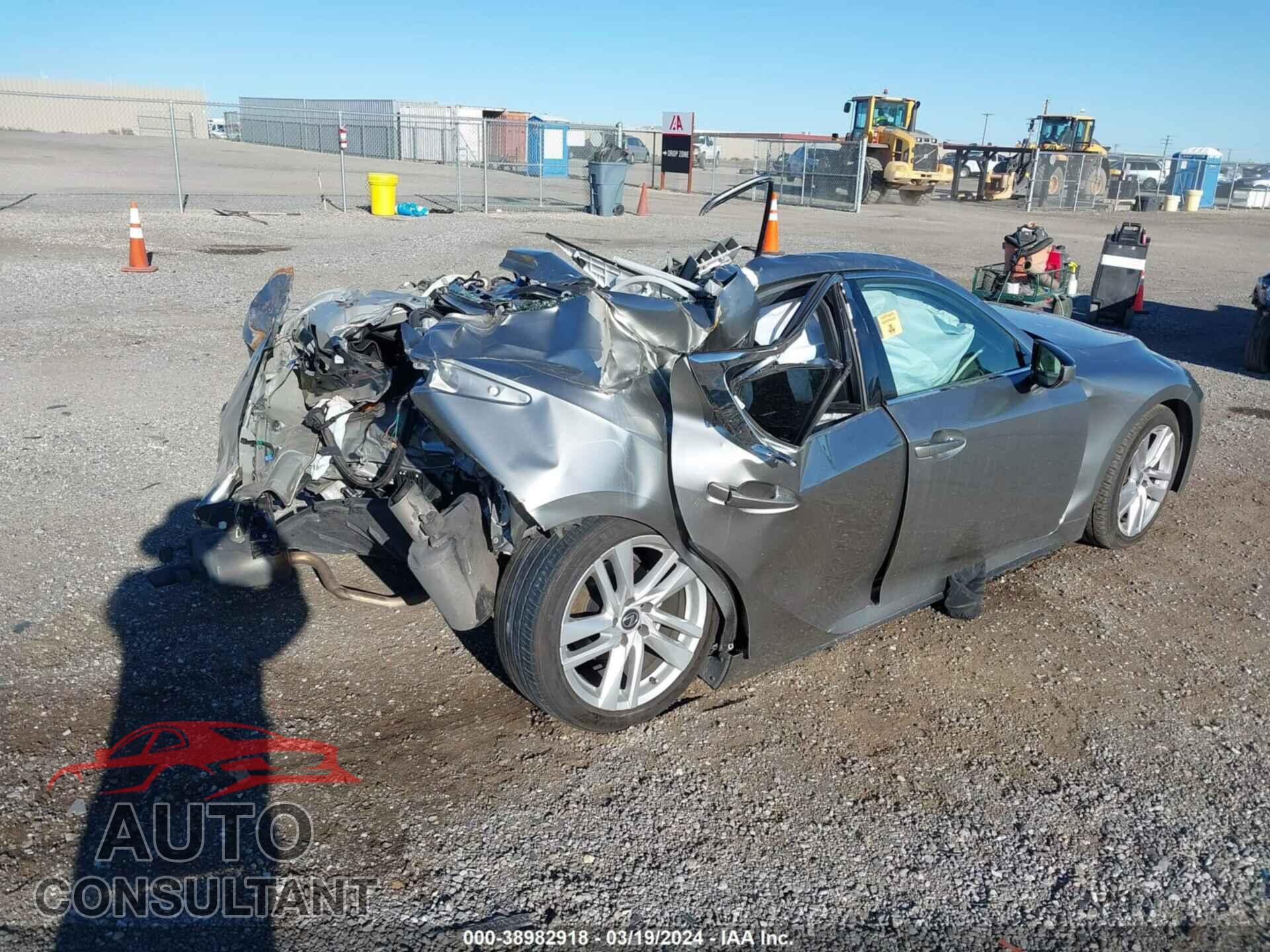 LEXUS IS 2021 - JTHCA1D29M5110077