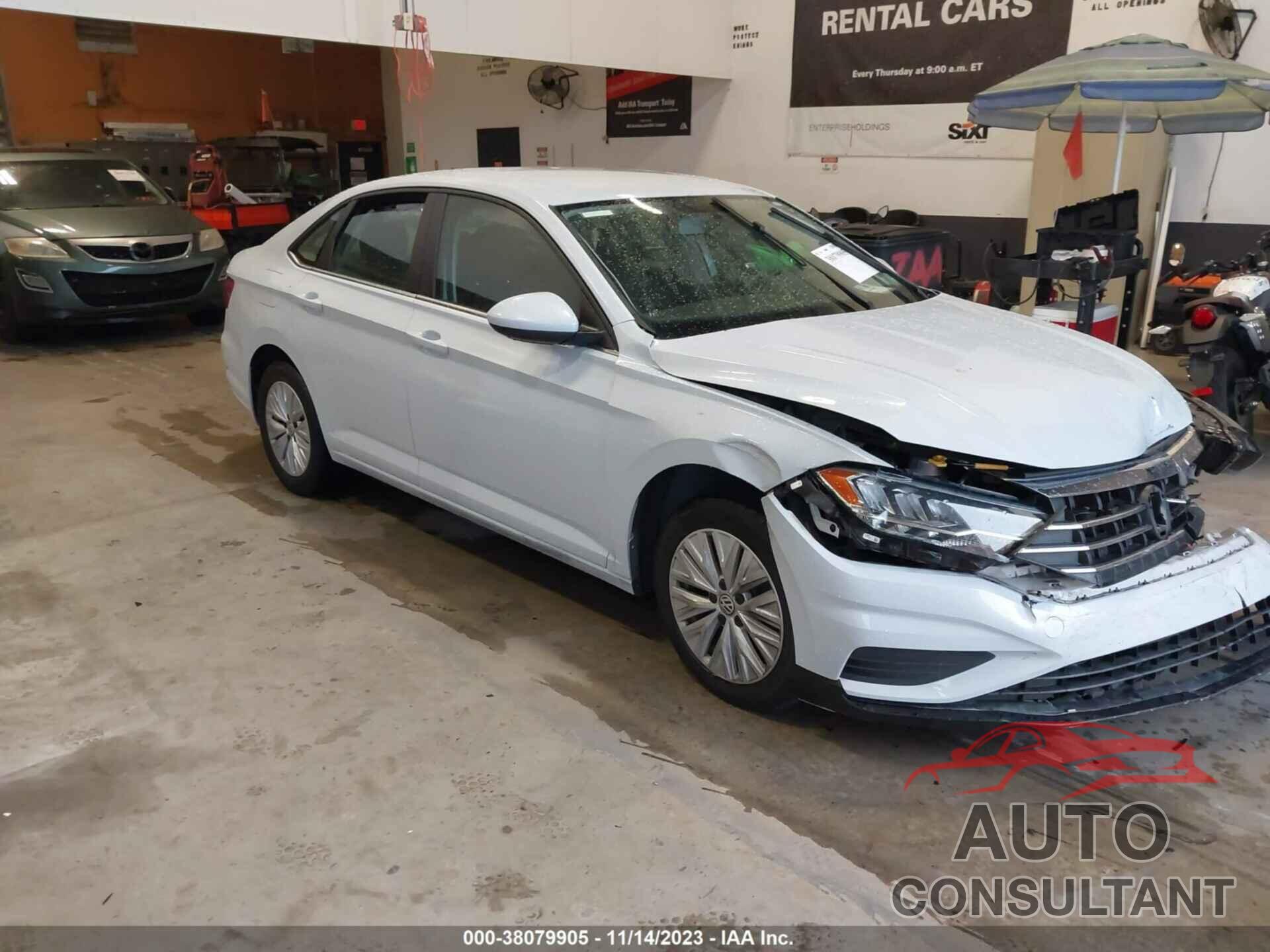 VOLKSWAGEN JETTA 2019 - 3VWC57BU4KM032745