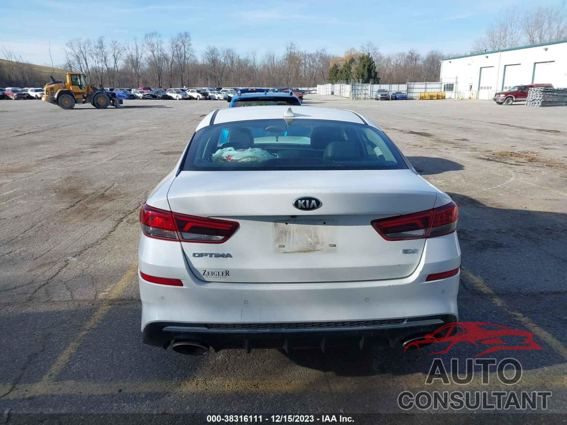 KIA OPTIMA 2020 - 5XXGU4L18LG411714