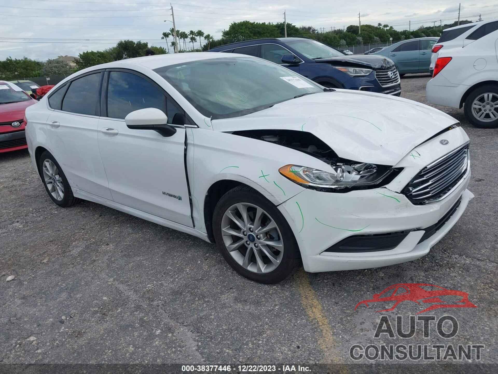 FORD FUSION HYBRID 2017 - 3FA6P0LU0HR270397