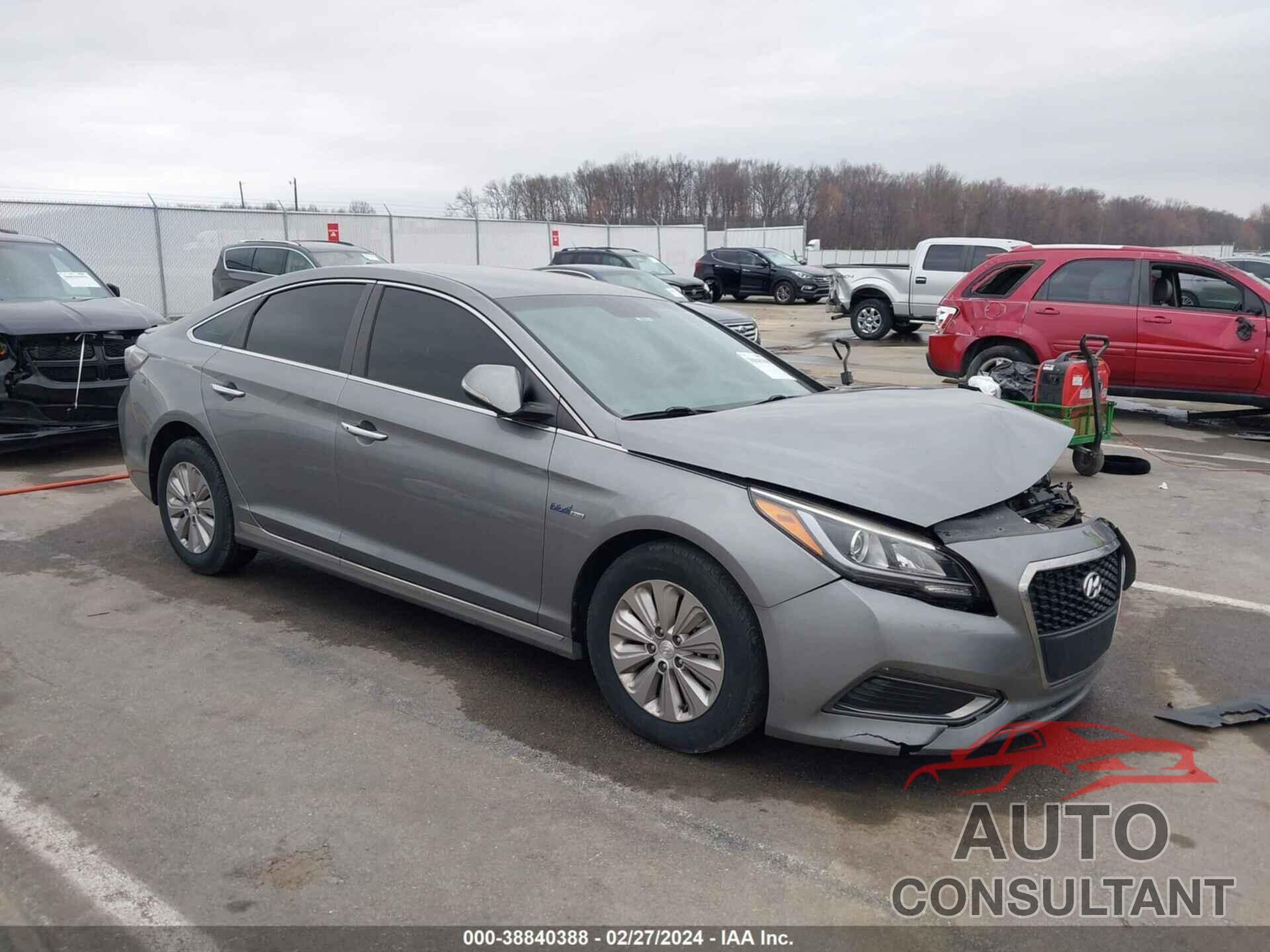 HYUNDAI SONATA HYBRID 2017 - KMHE24L19HA060422