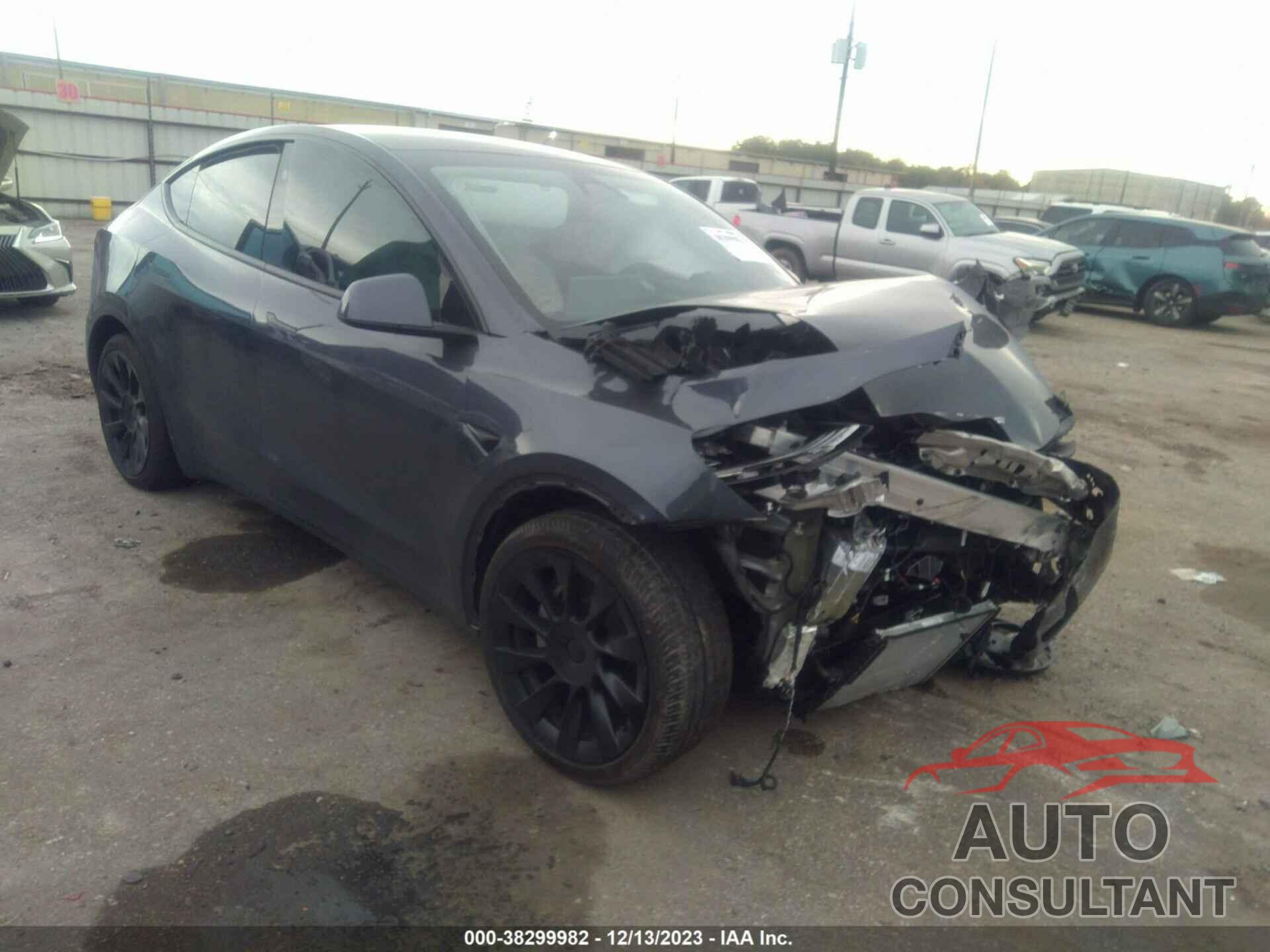 TESLA MODEL Y 2023 - 7SAYGDEE4PA159867