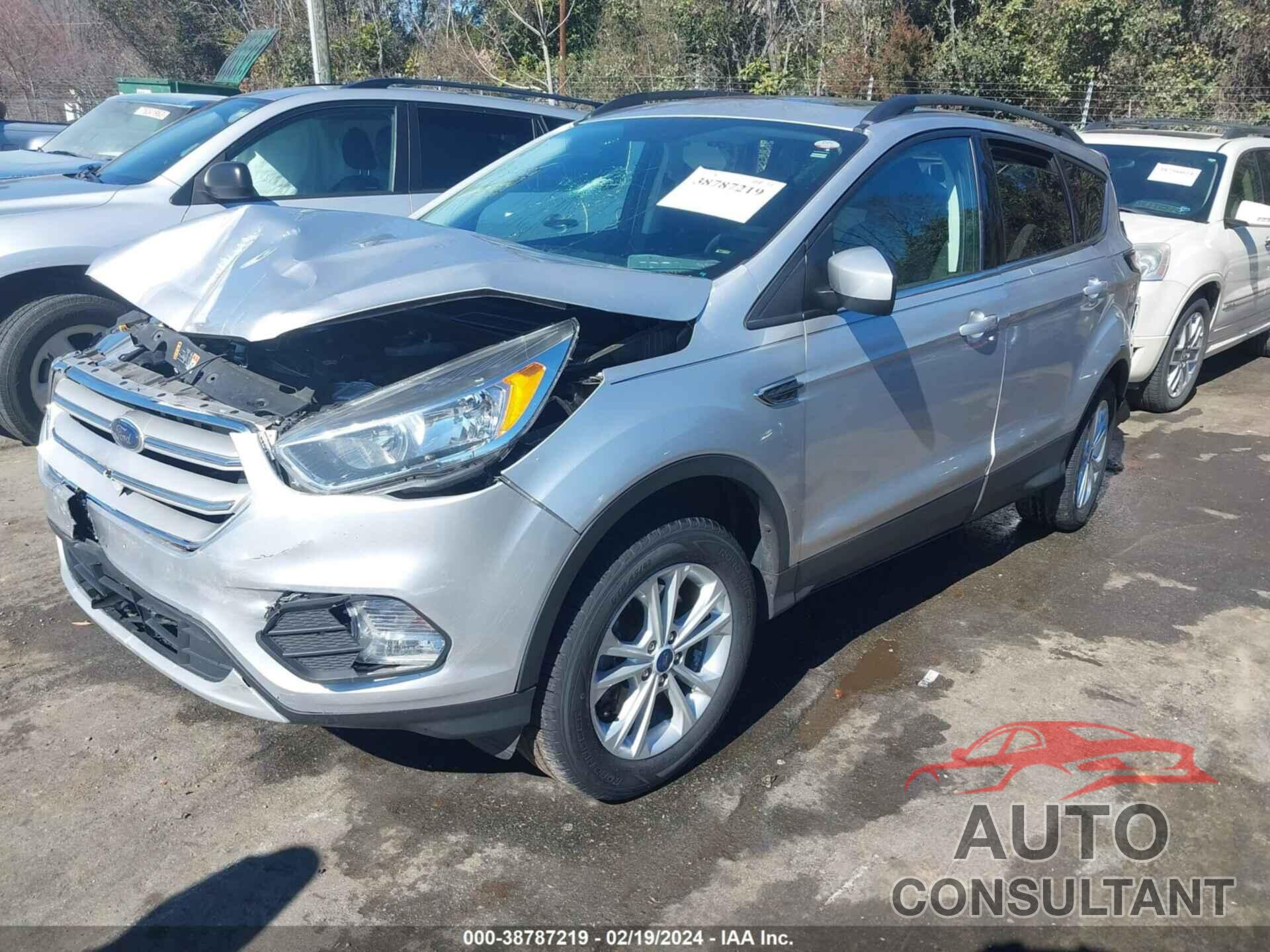 FORD ESCAPE 2018 - 1FMCU9GD9JUB45655