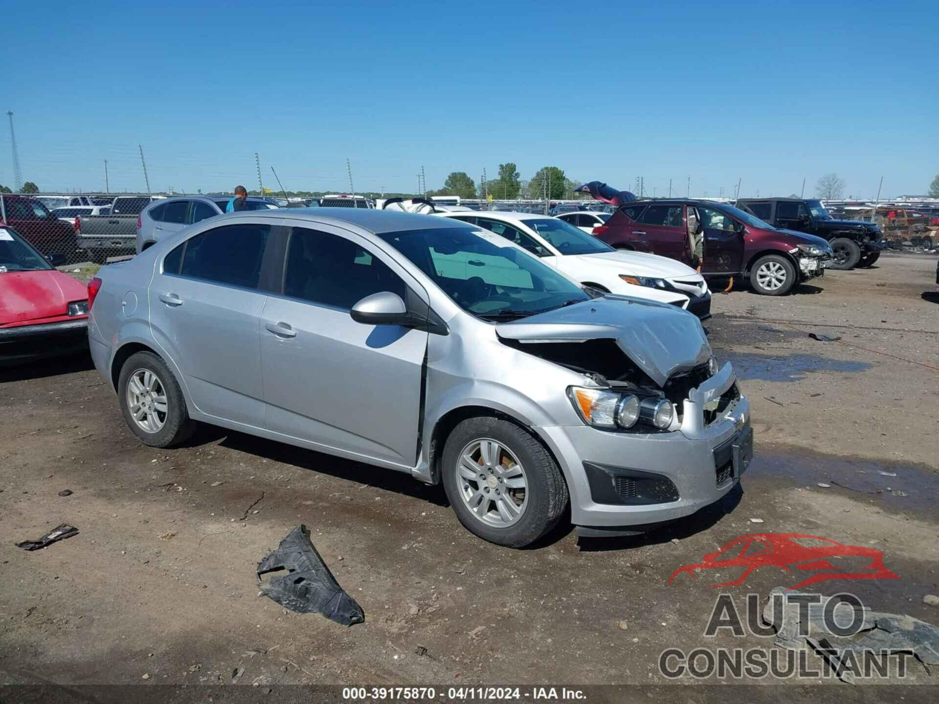 CHEVROLET SONIC 2016 - 1G1JC5SH6G4166627