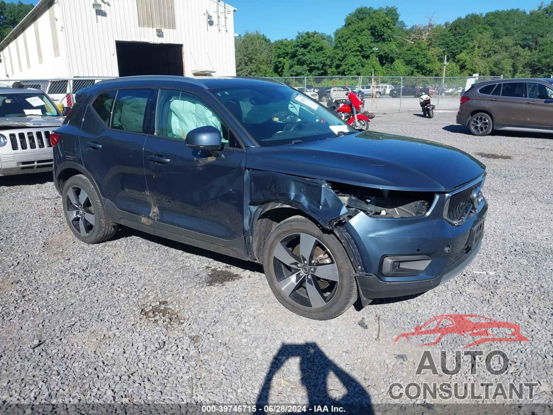 VOLVO XC40 2021 - YV4162UK6M2557982