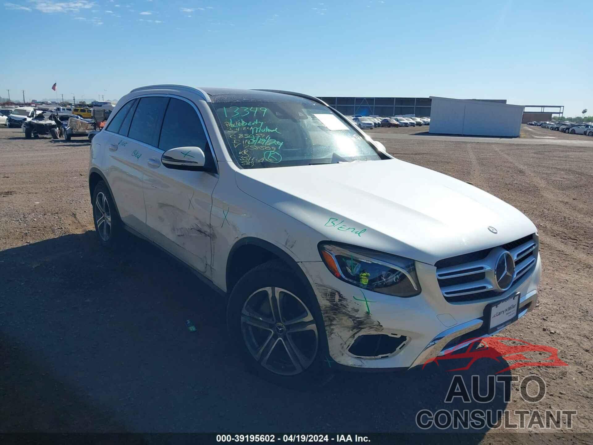 MERCEDES-BENZ GLC 300 2017 - WDC0G4JB2HF258509
