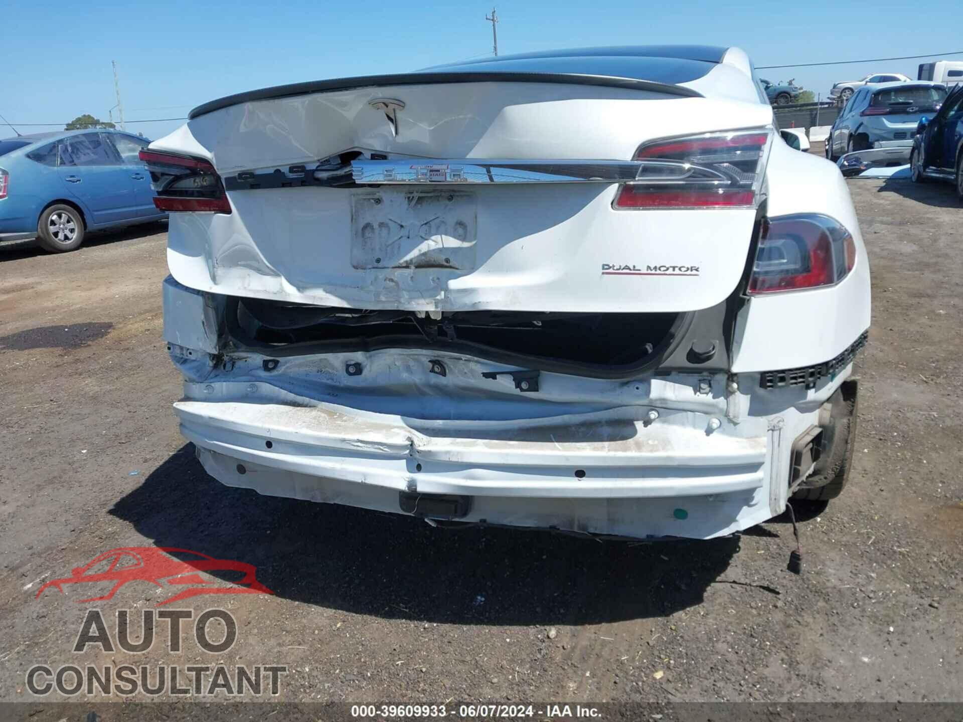 TESLA MODEL S 2020 - 5YJSA1E41LF397358