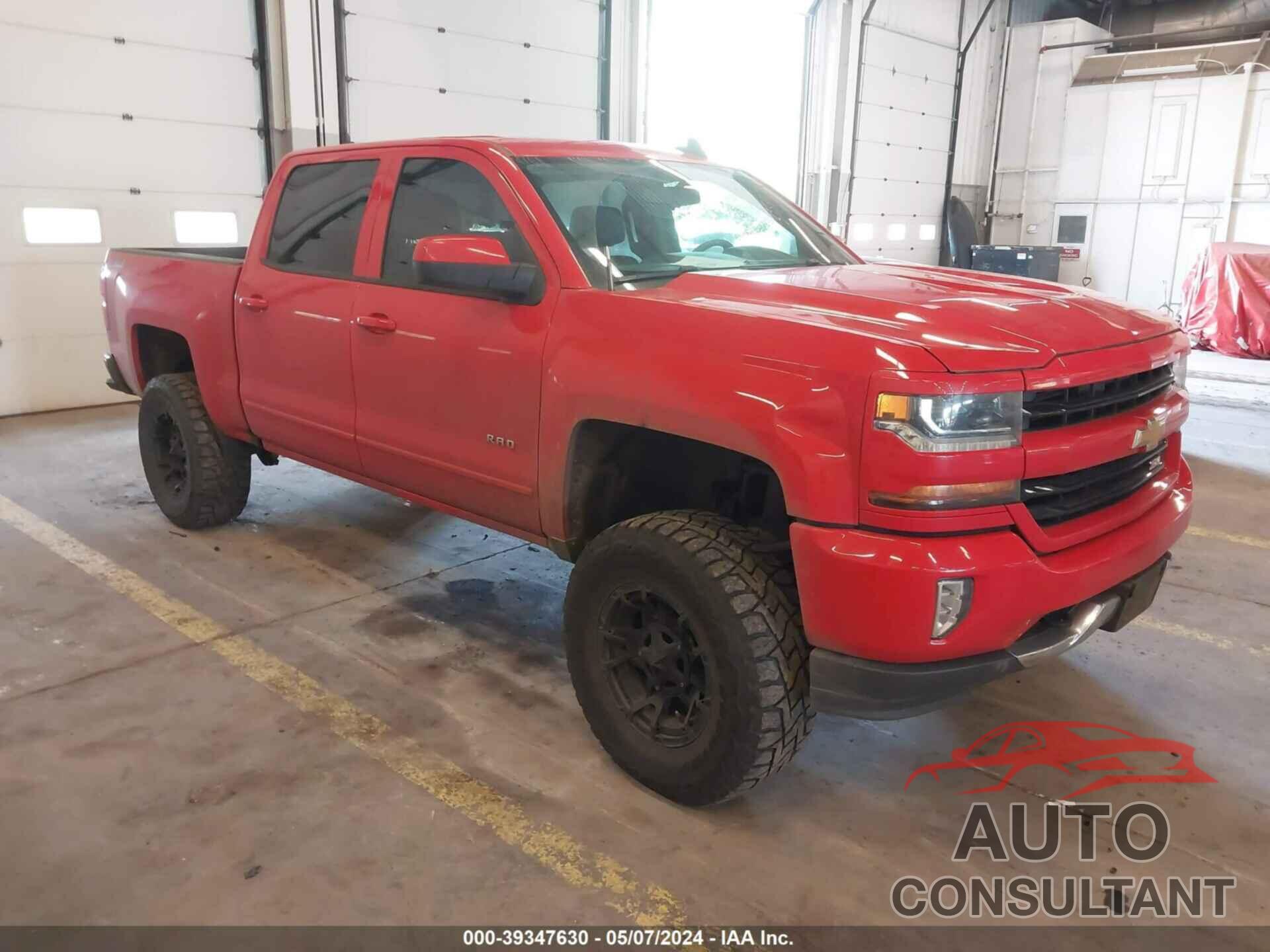 CHEVROLET SILVERADO 1500 2018 - 3GCUKREC4JG421185