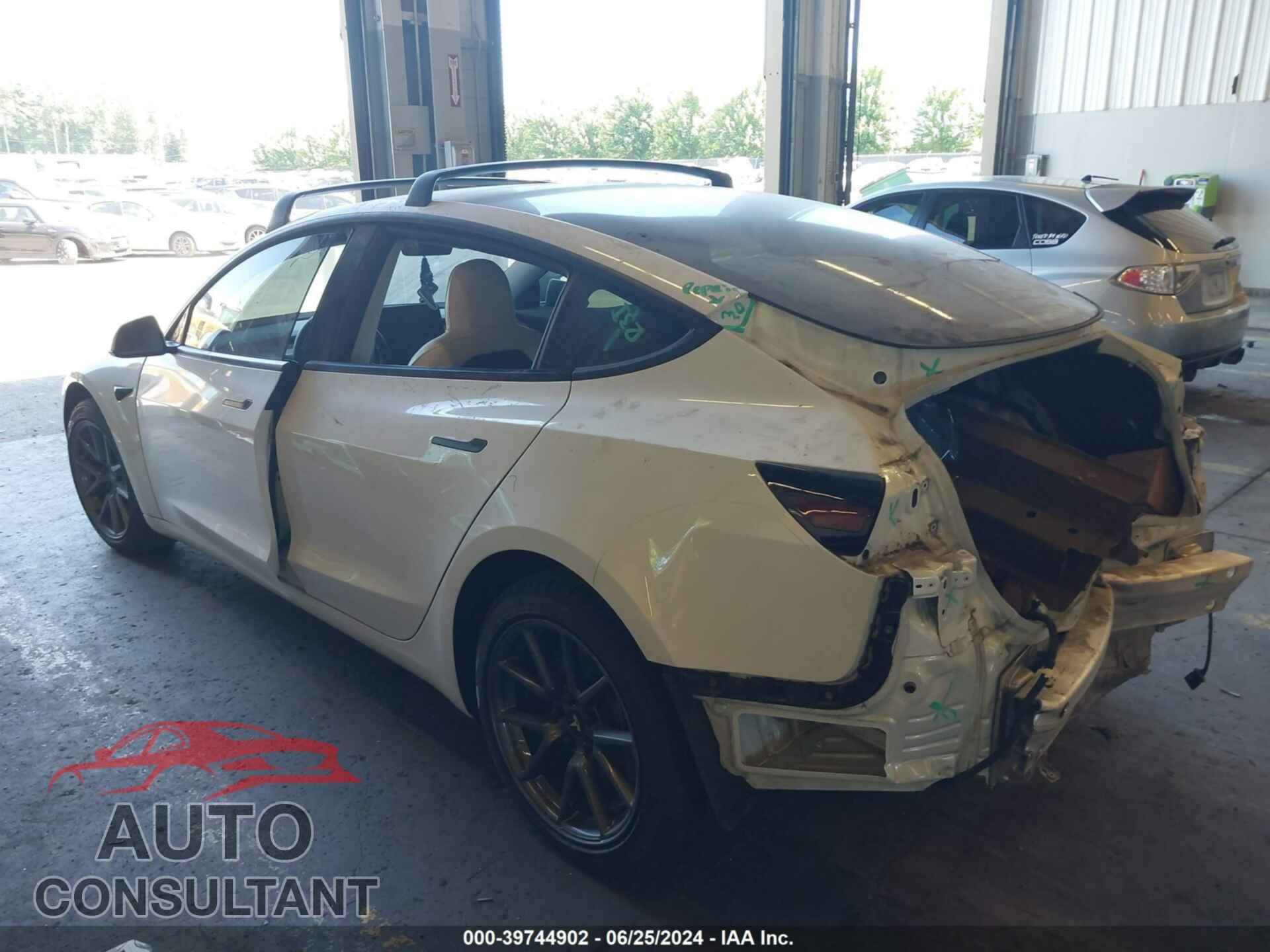 TESLA MODEL 3 2021 - 5YJ3E1EB8MF923963