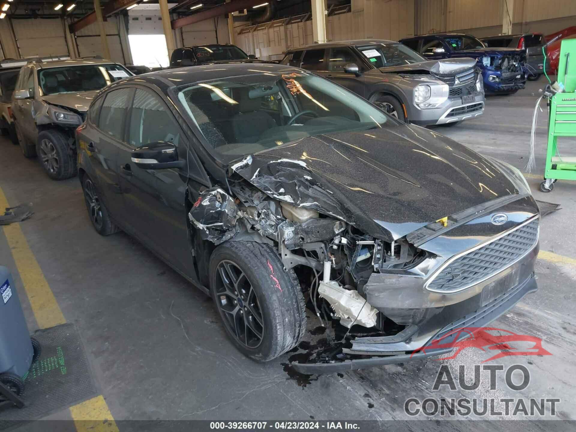 FORD FOCUS 2017 - 1FADP3M29HL231036