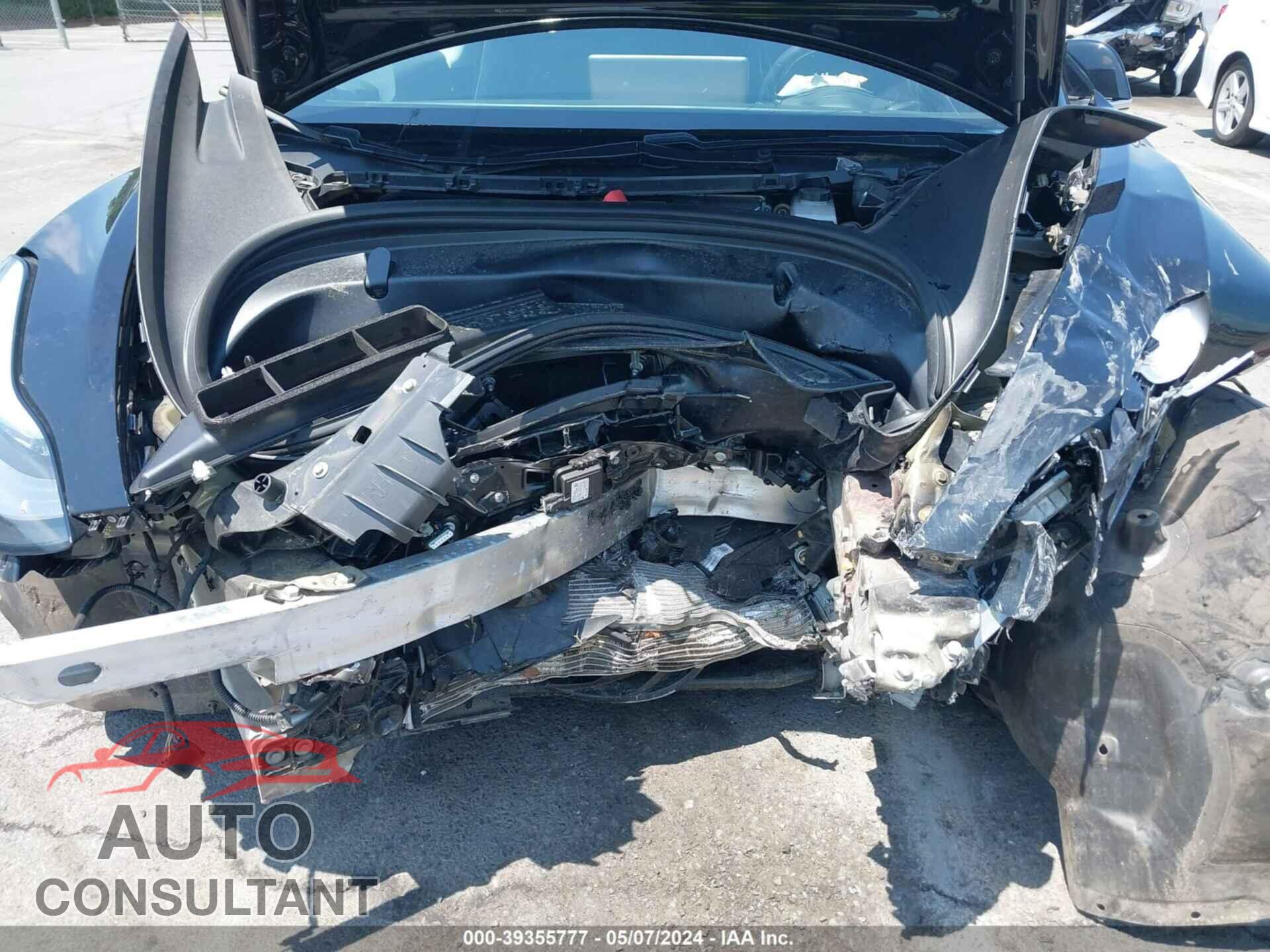 TESLA MODEL 3 2018 - 5YJ3E1EA6JF176253