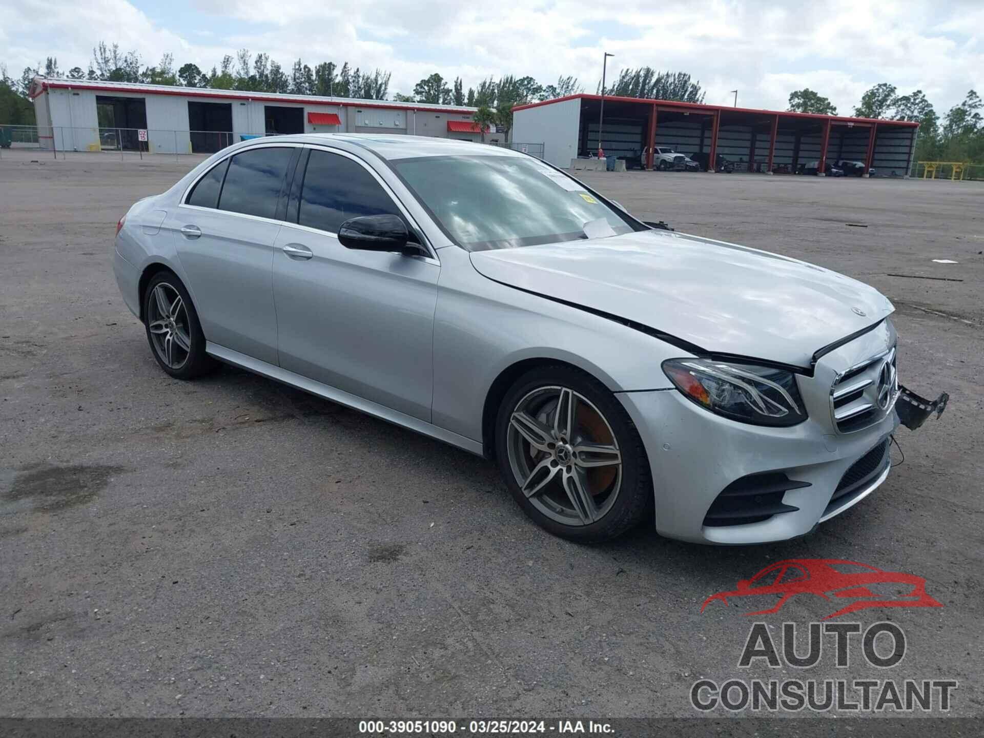 MERCEDES-BENZ E 300 2018 - WDDZF4JB4JA405065