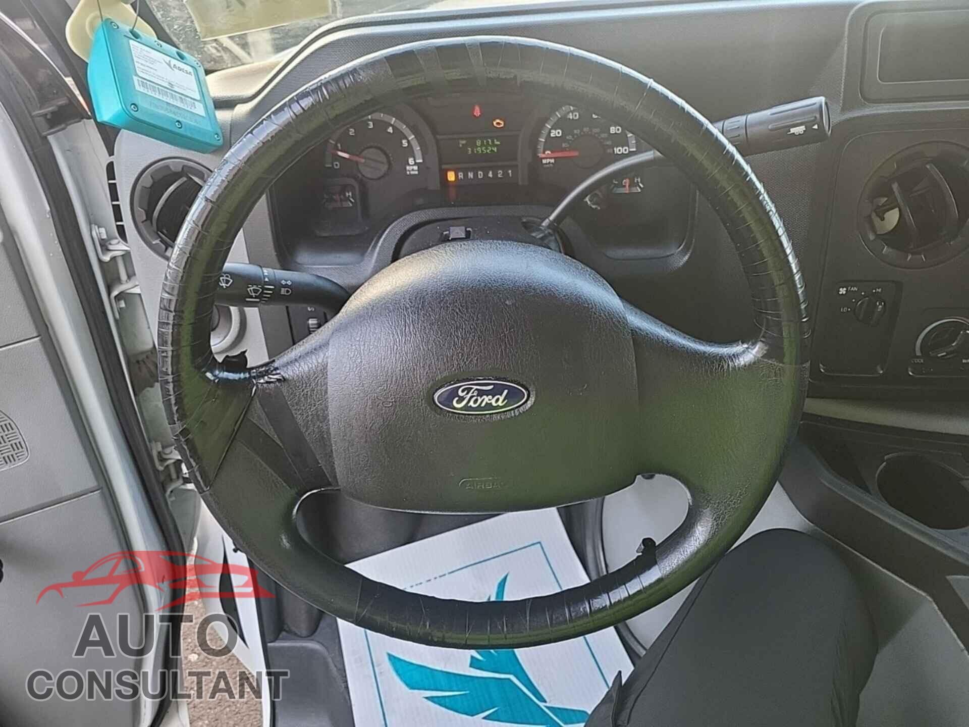 FORD ECONOLINE 2019 - 1FDWE3F61KDC68524