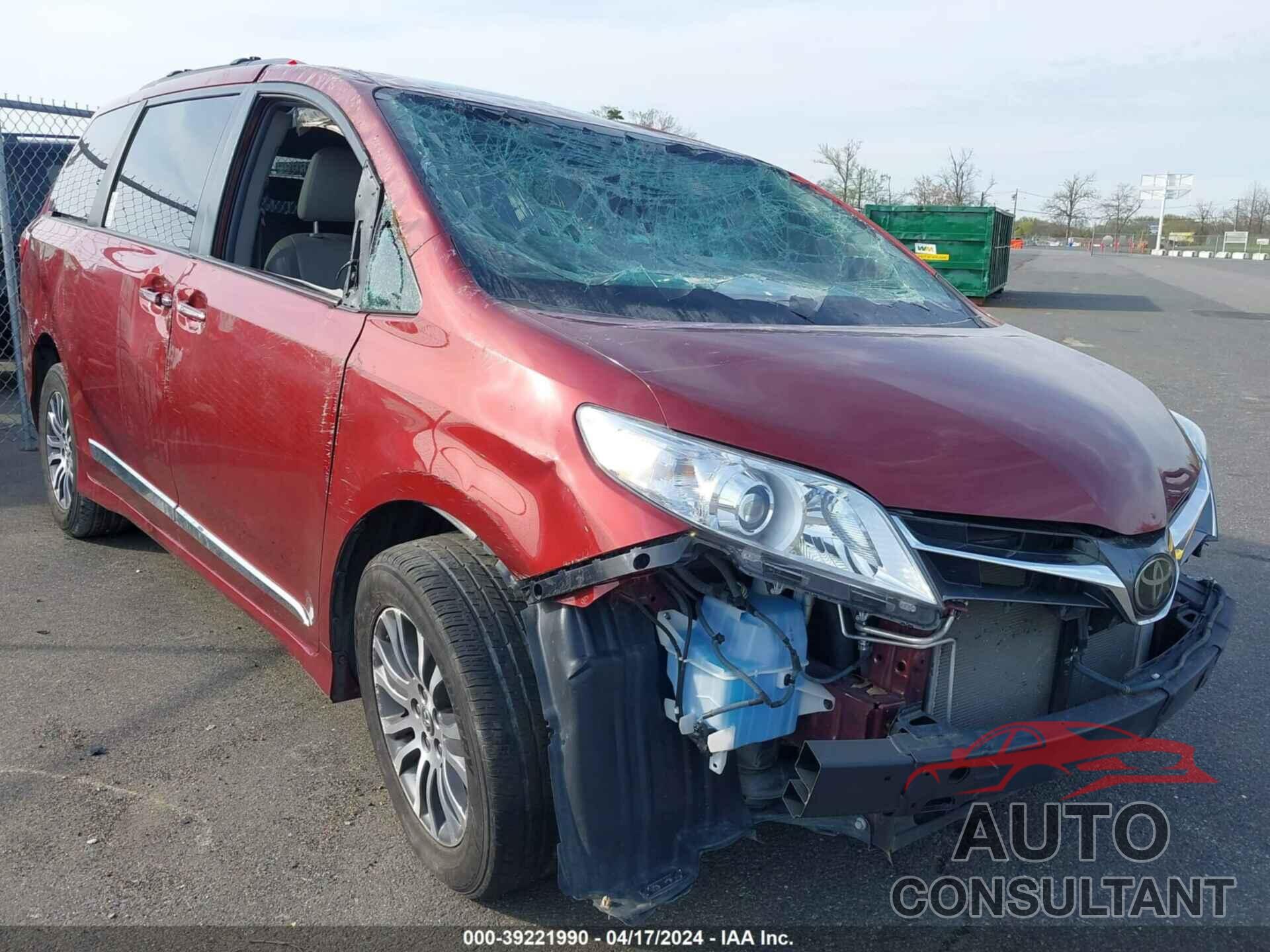 TOYOTA SIENNA 2019 - 5TDYZ3DC5KS968352