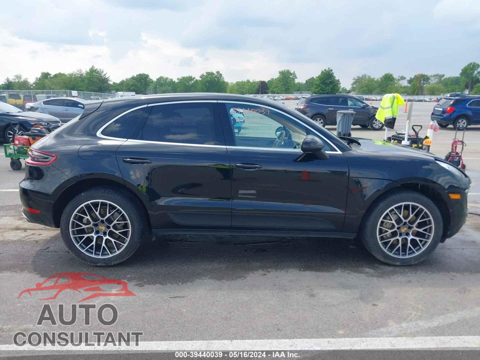 PORSCHE MACAN 2016 - WP1AB2A54GLB53749