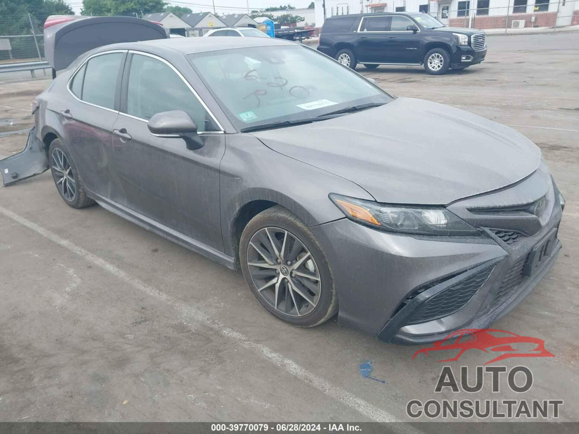 TOYOTA CAMRY 2022 - 4T1G11AK9NU711614