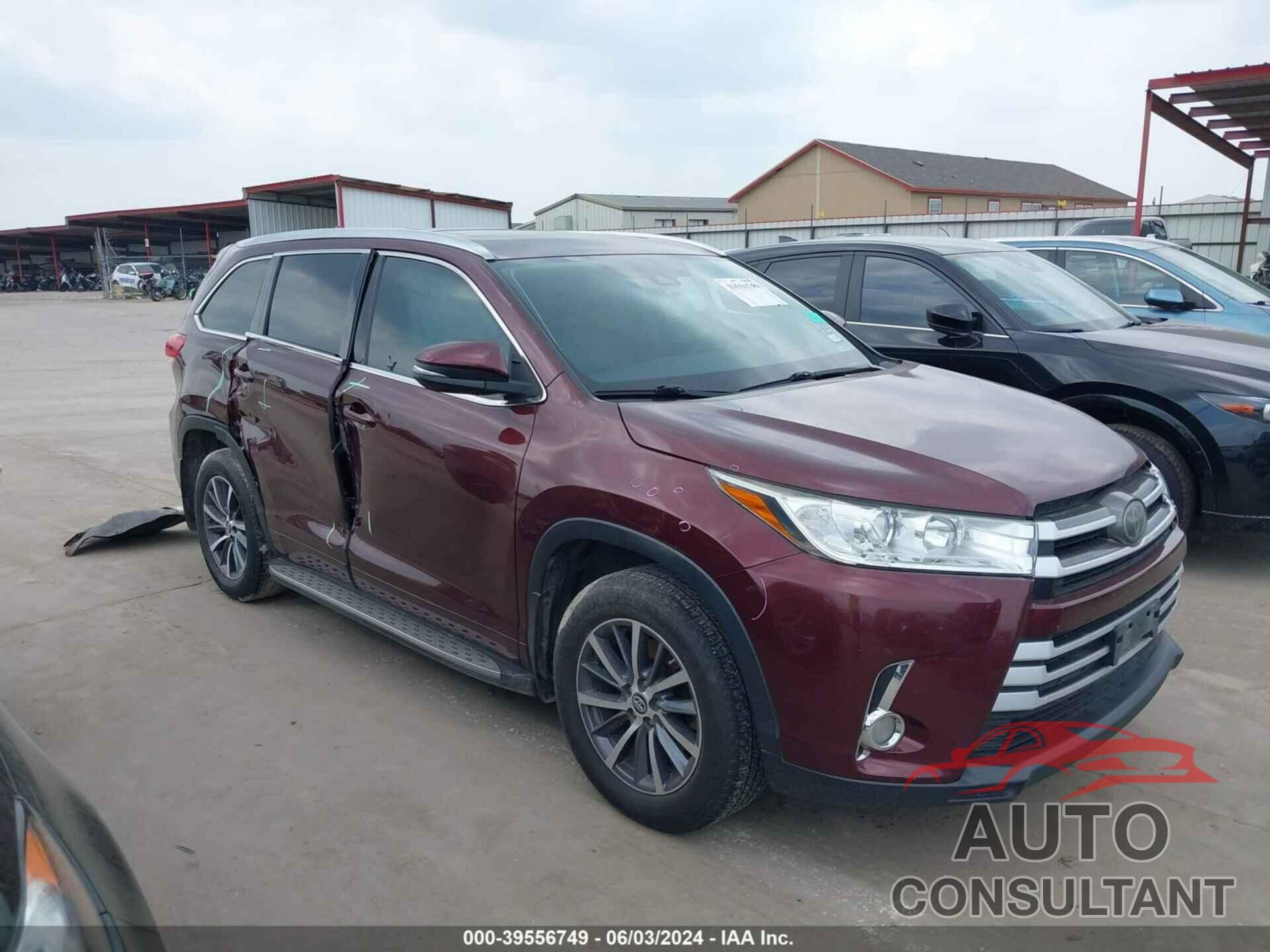 TOYOTA HIGHLANDER 2018 - 5TDKZRFH1JS269638