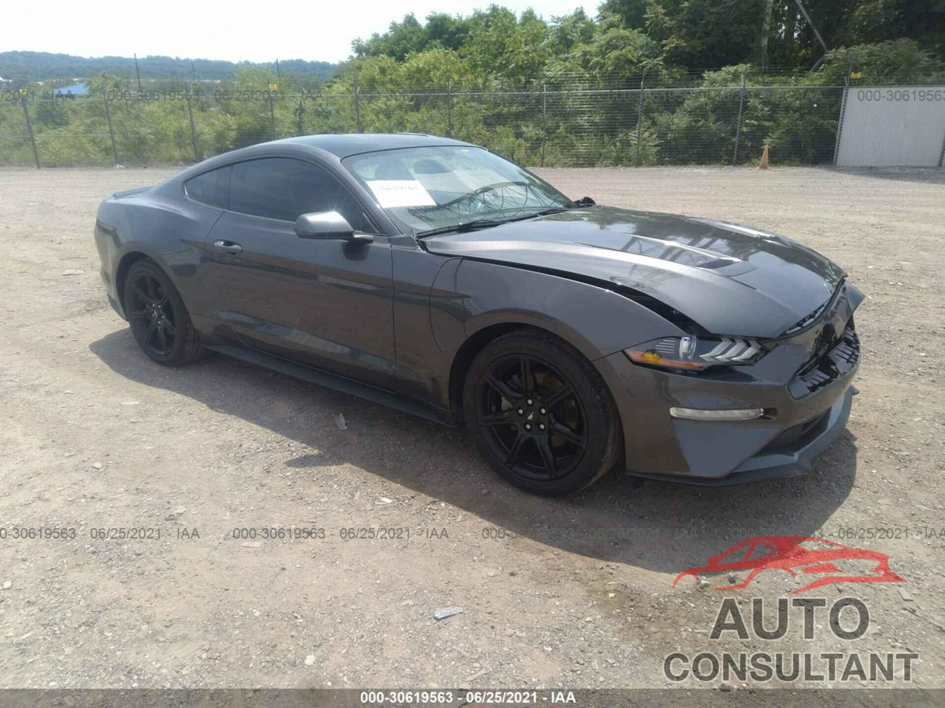 FORD MUSTANG 2018 - 1FA6P8TH4J5159149