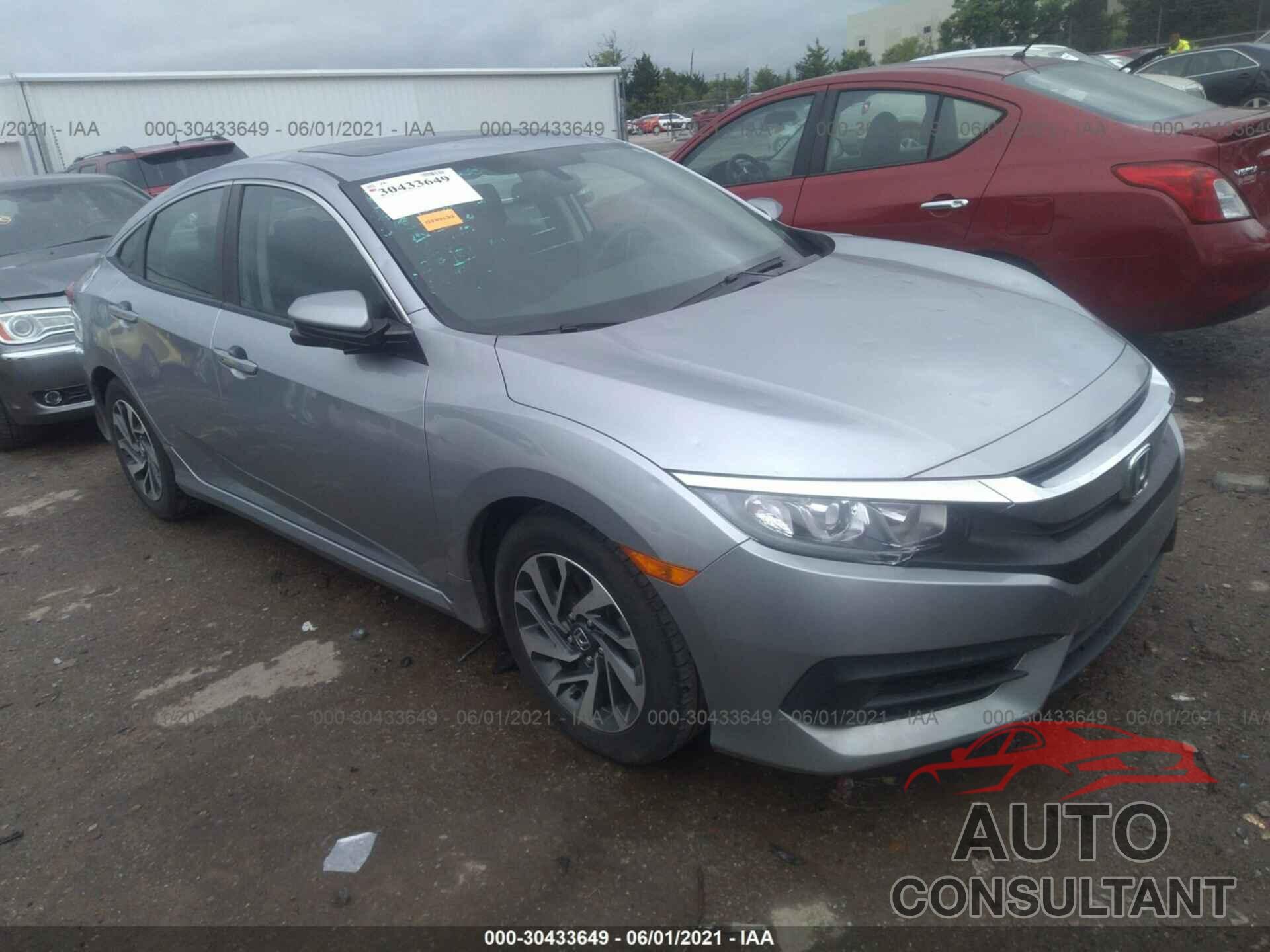 HONDA CIVIC SEDAN 2017 - 19XFC2F75HE019566