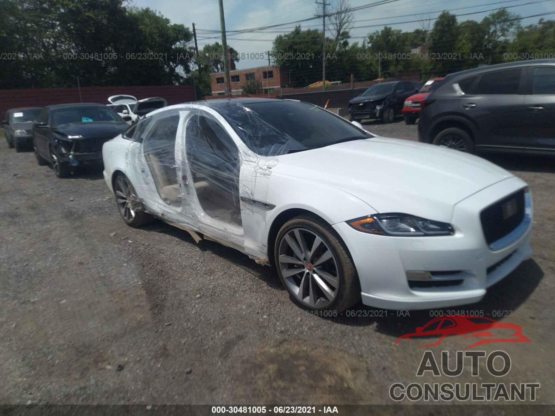 JAGUAR XJ 2017 - SAJWJ1CD3H8W11683