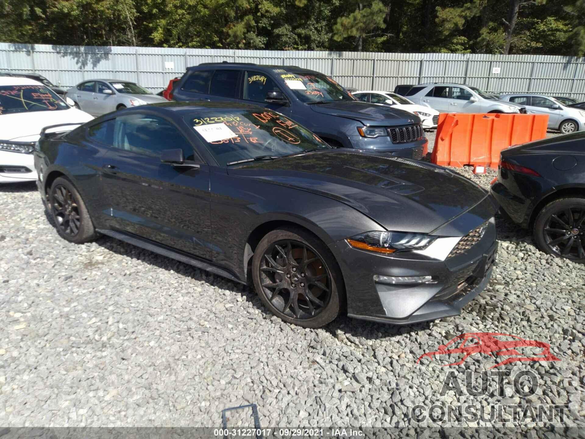 FORD MUSTANG 2018 - 1FA6P8THXJ5135051
