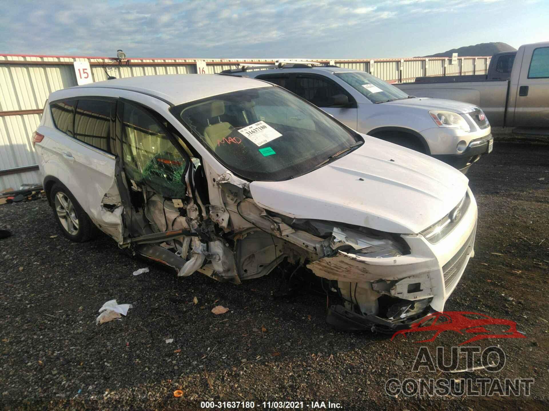 FORD ESCAPE 2016 - 1FMCU9GX7GUB41011