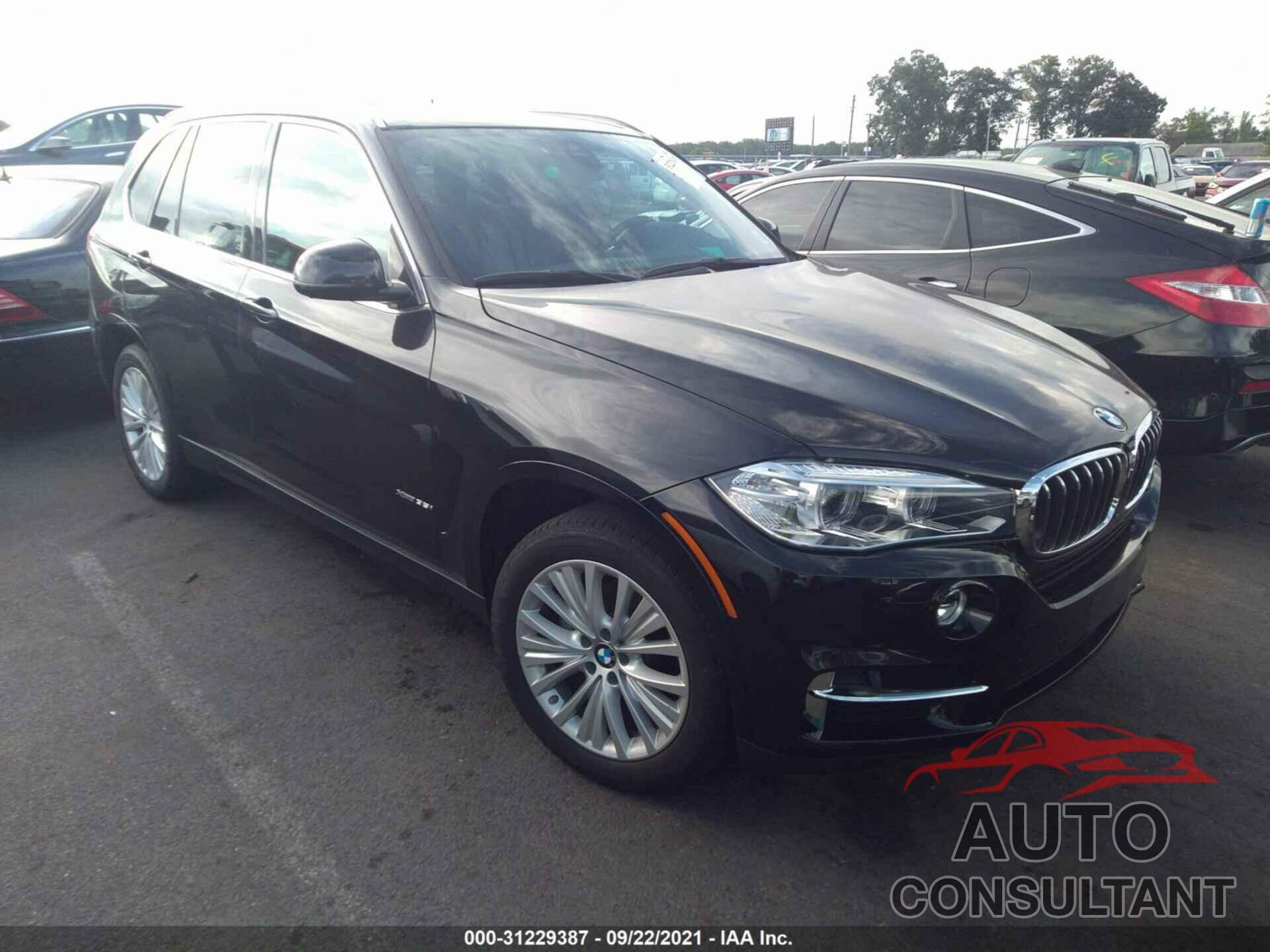 BMW X5 2017 - 5UXKR0C31H0X82159