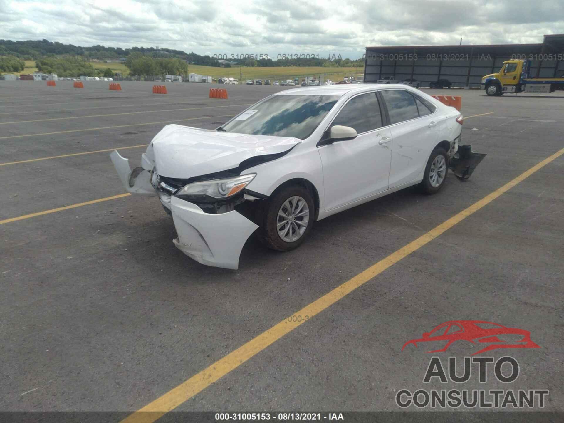 TOYOTA CAMRY 2016 - 4T4BF1FK7GR524689