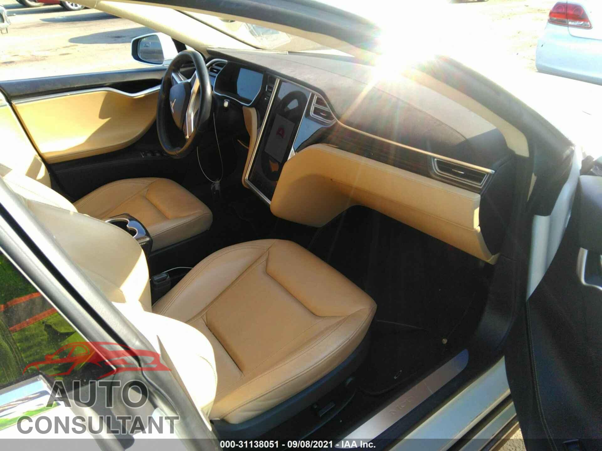 TESLA MODEL S 2016 - 5YJSA1E14GF129528